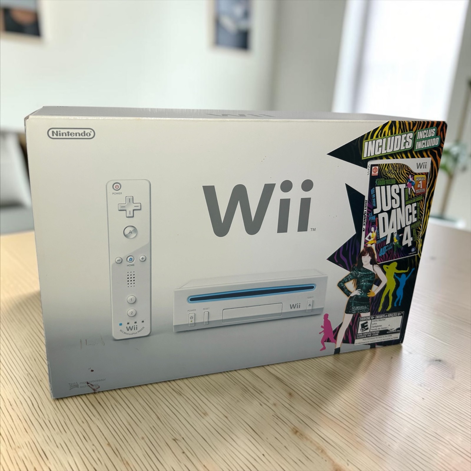 Nintendo Wii Just Dance 4 Bundle White With Just Dance 2017