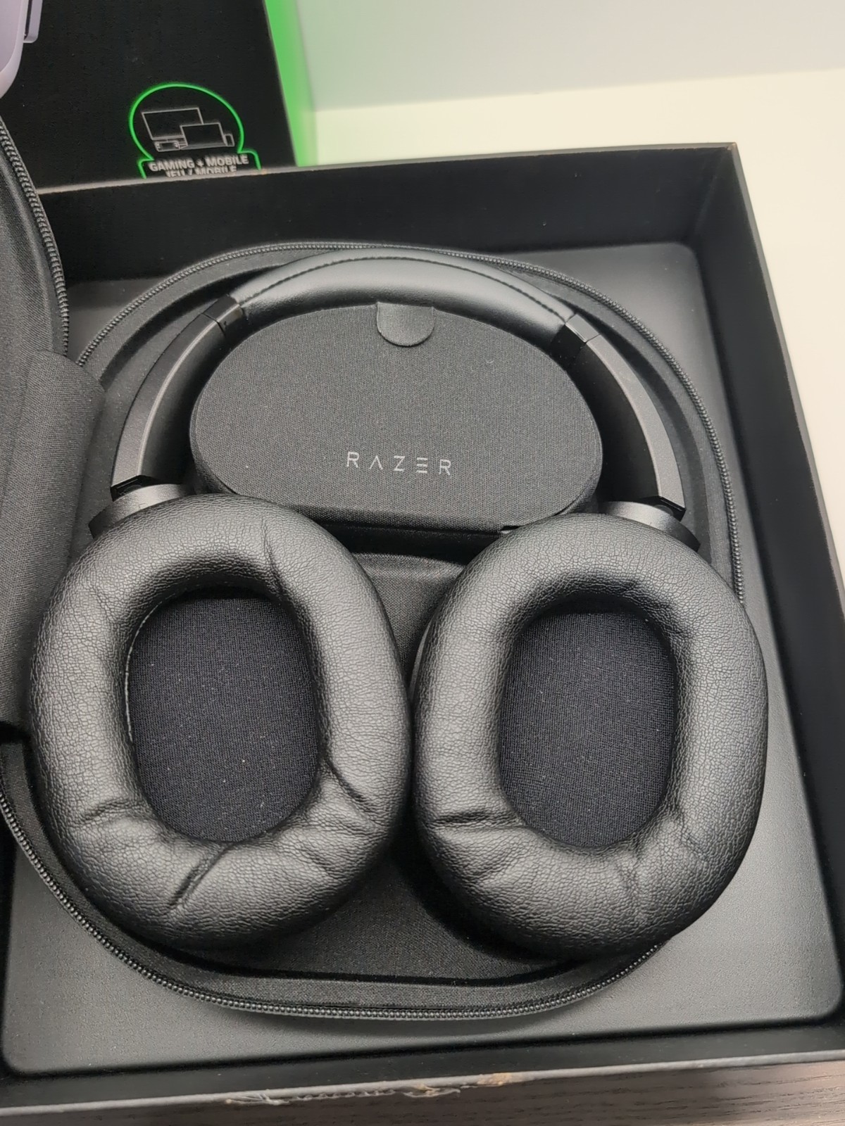 Razer Barracuda Pro Wireless Gaming Headset for PC/Console Hybrid ANC W/ Box #6