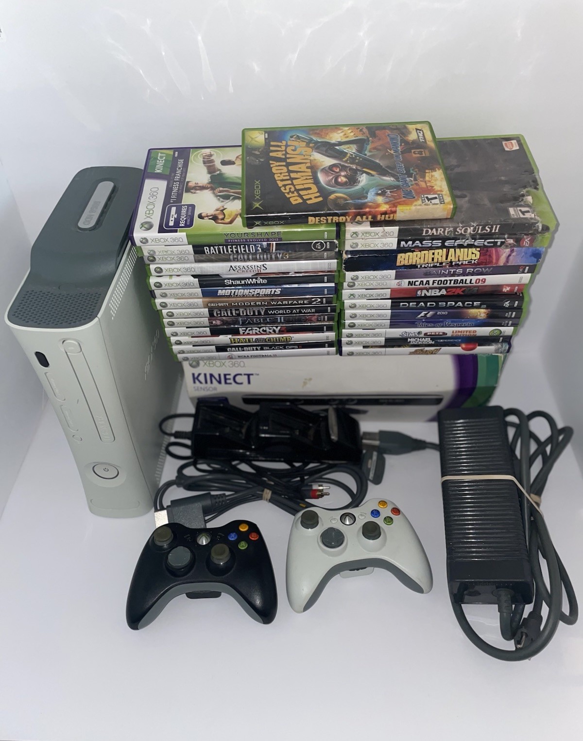 🔥 (Tested) Xbox 360 Console Bundle w/ 28 Games, Kinect Sensor, 2 Controllers
