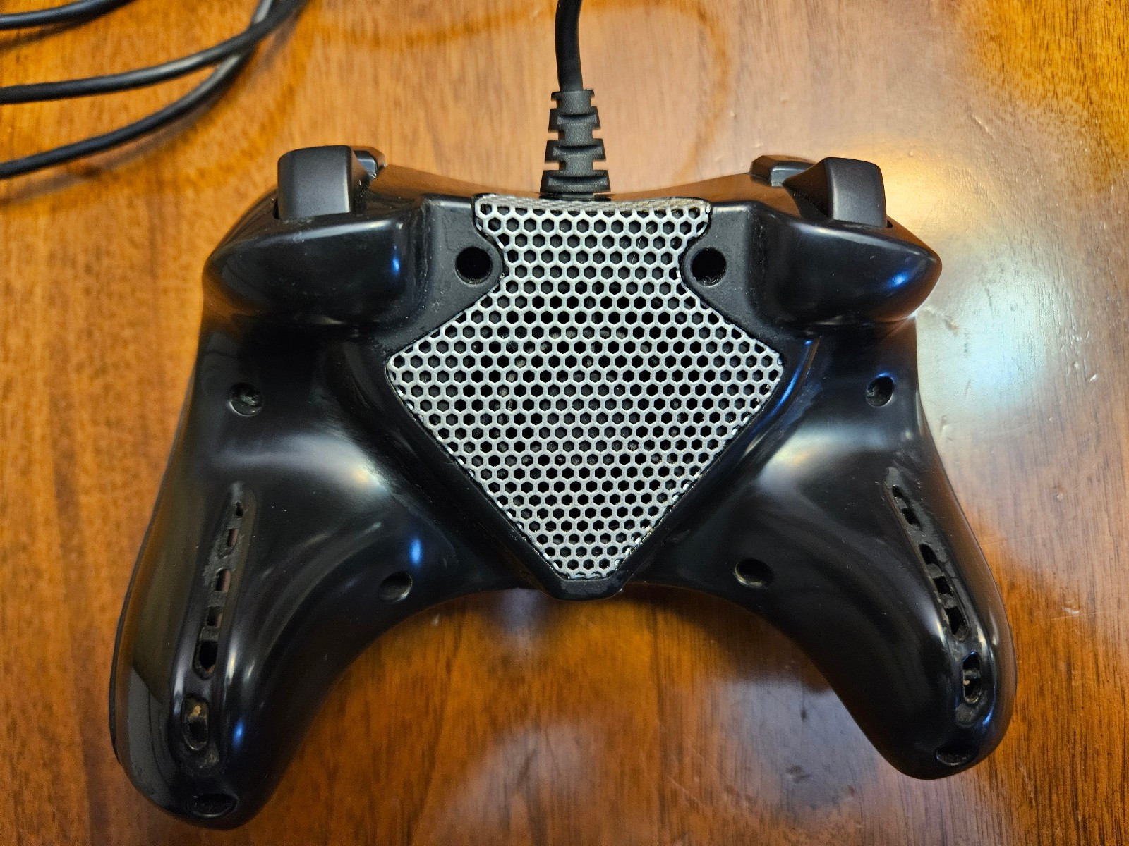 Xbox Logitech Chillstream – Contains Fans to Cool Hands – Wired – TESTED
