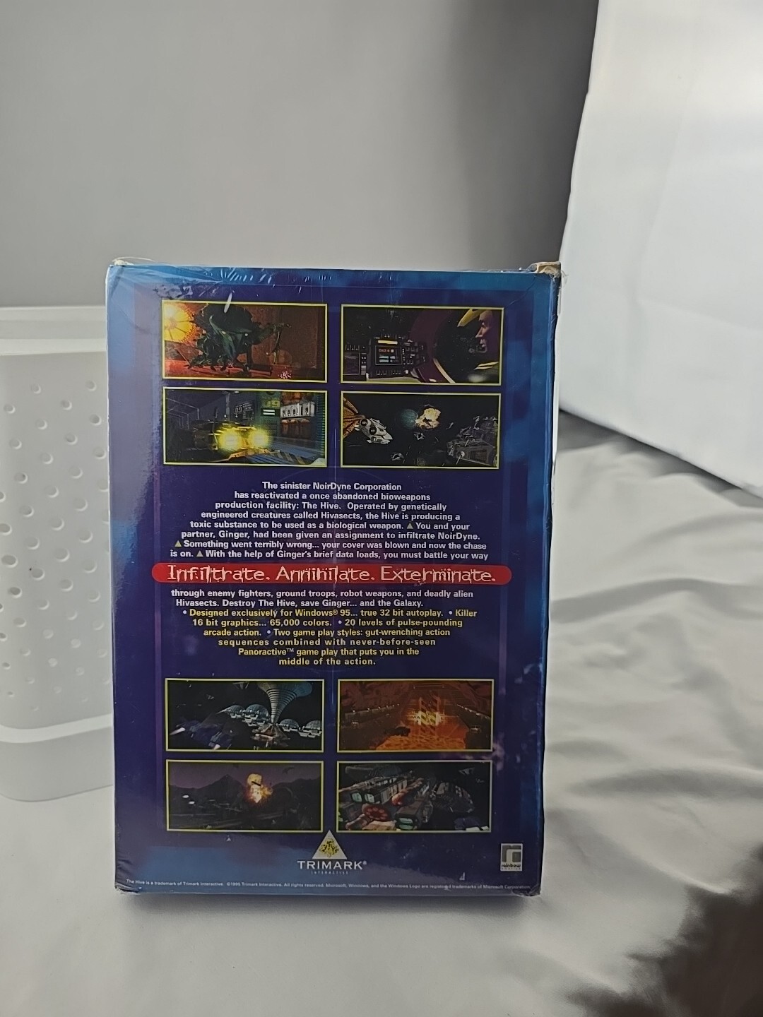 The Hive Action Arcade Game For Microsoft Windows 95 CD-ROM New Sealed