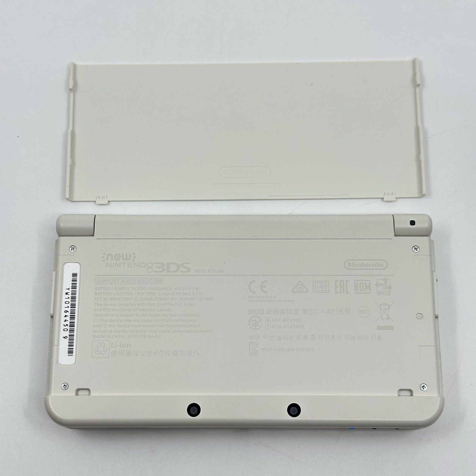 Nintendo “New” 3DS White Super Mario Black Friday Edition Console KTR-001 BUNDLE