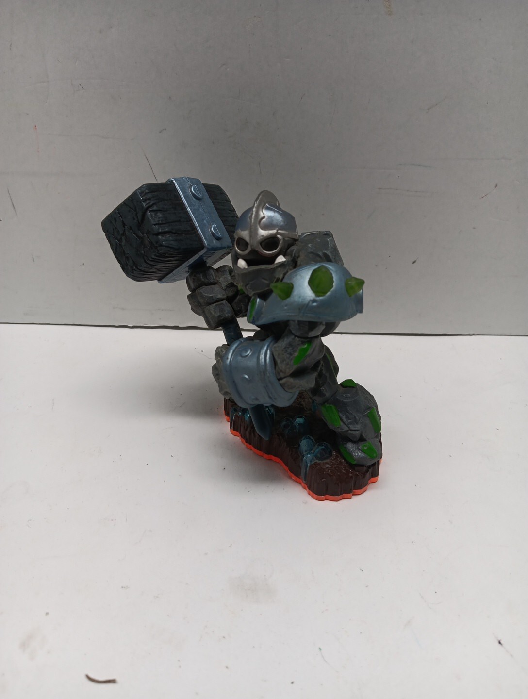 Crusher Earth Giant Strong Skylander Character in Skylanders Giants Video Game