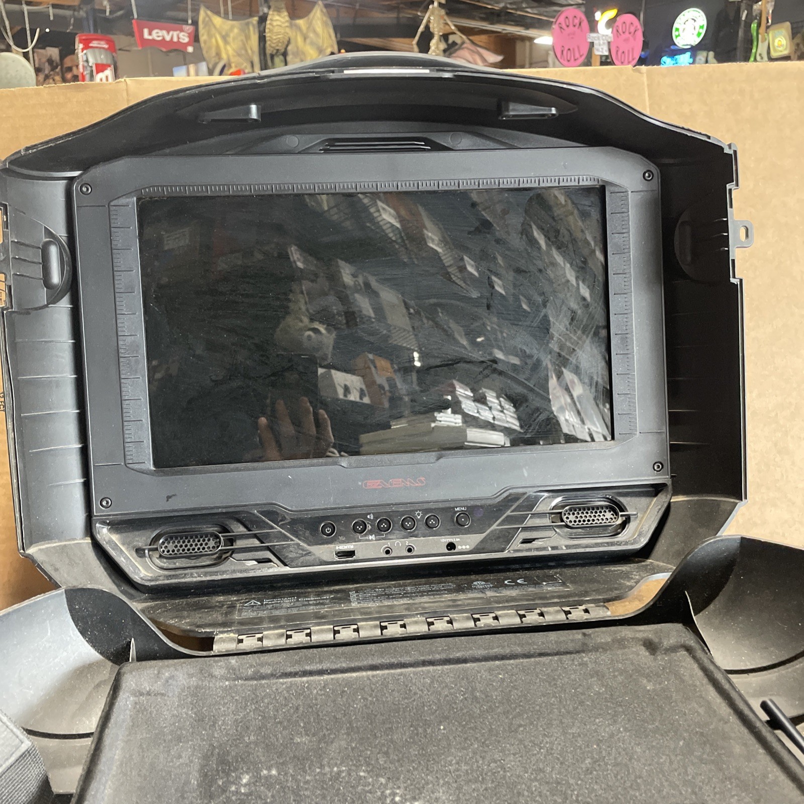 Gaems G155 15.5” Portable Personal Gaming Environment Monitor Parts Or Repair