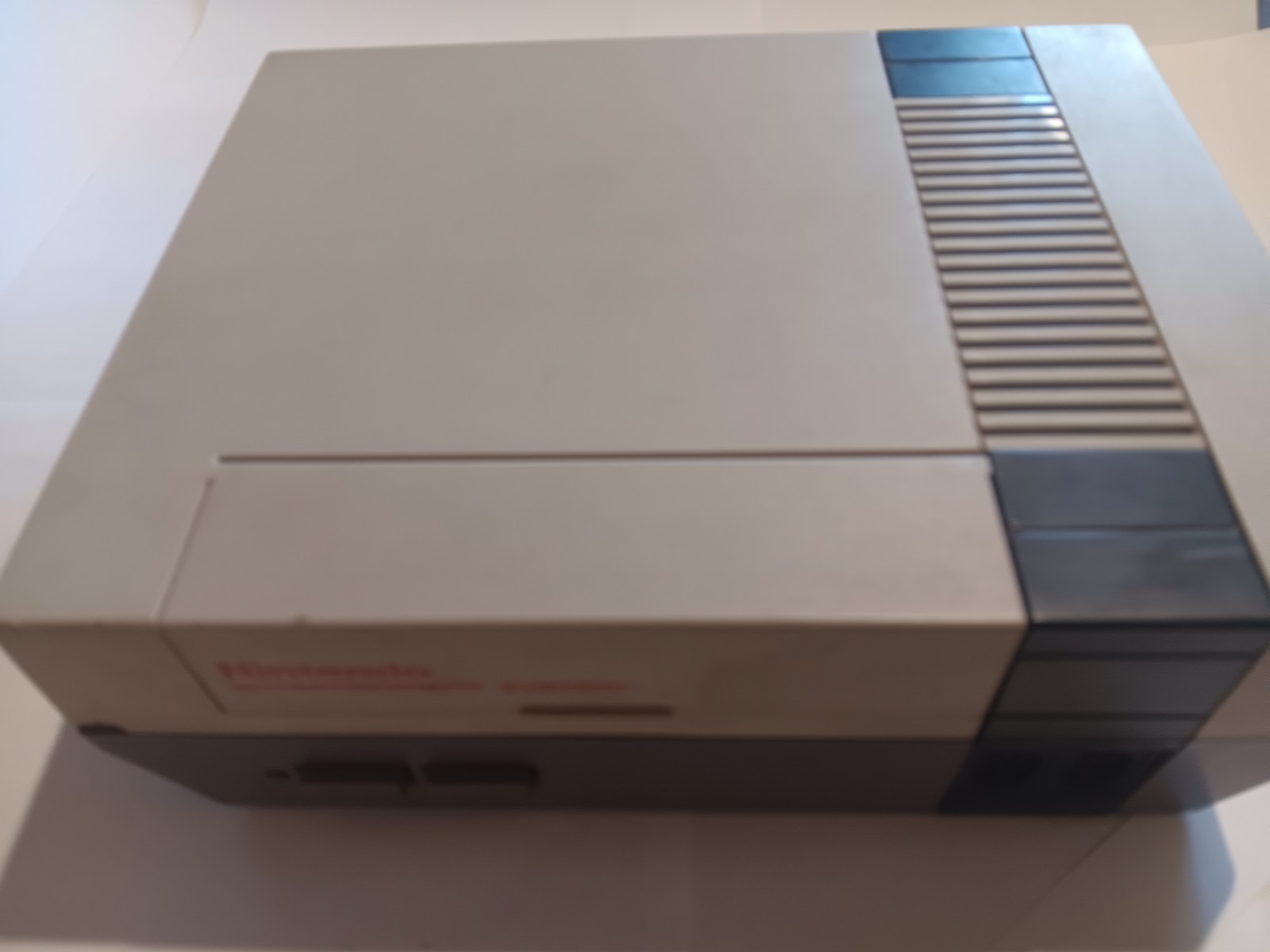 NES Console w/ all cables + AV 2 Controllers Light Zapper & Mario/Duck Hunt Tstd