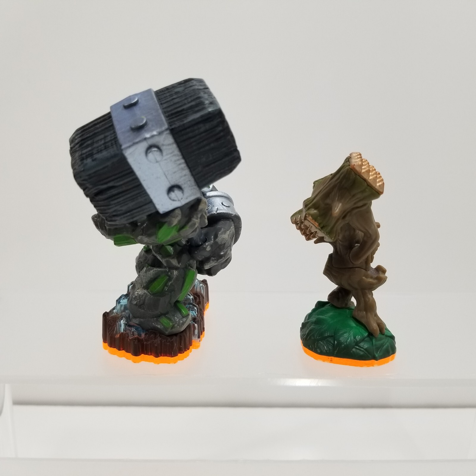 Skylanders Giants Figures – Lightning Rod, Crusher, Ignitor, & Stump Smash