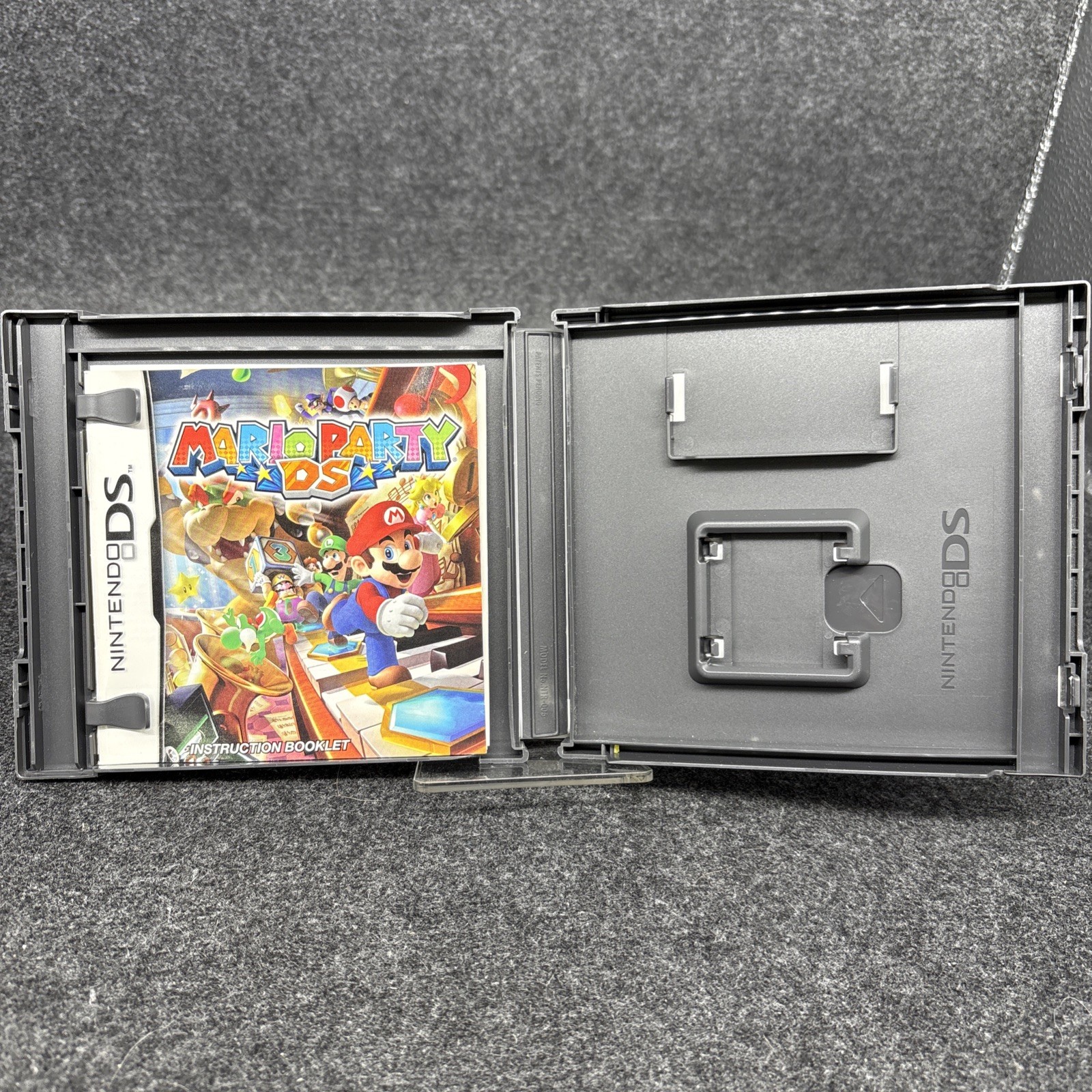 Mario Party (DS) – Authentic Box & Manual W/ Inserts Good Condition