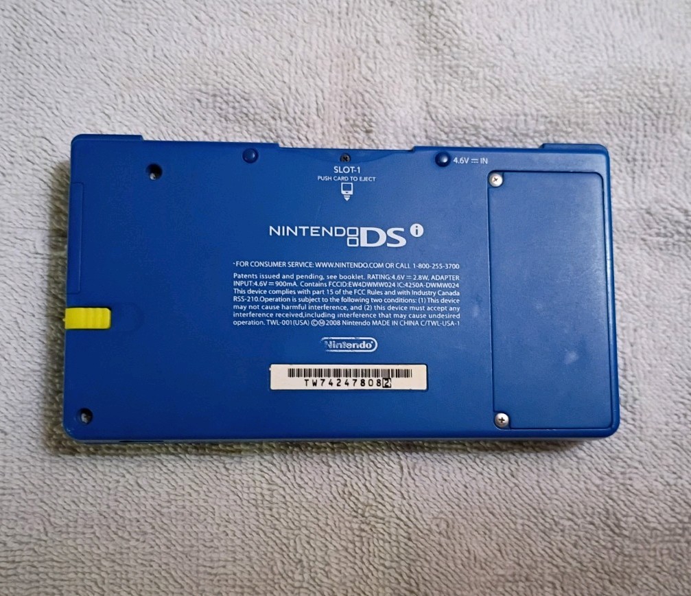 Nintendo DSI Matte Blue Handheld Console Everything Included Great Condition!