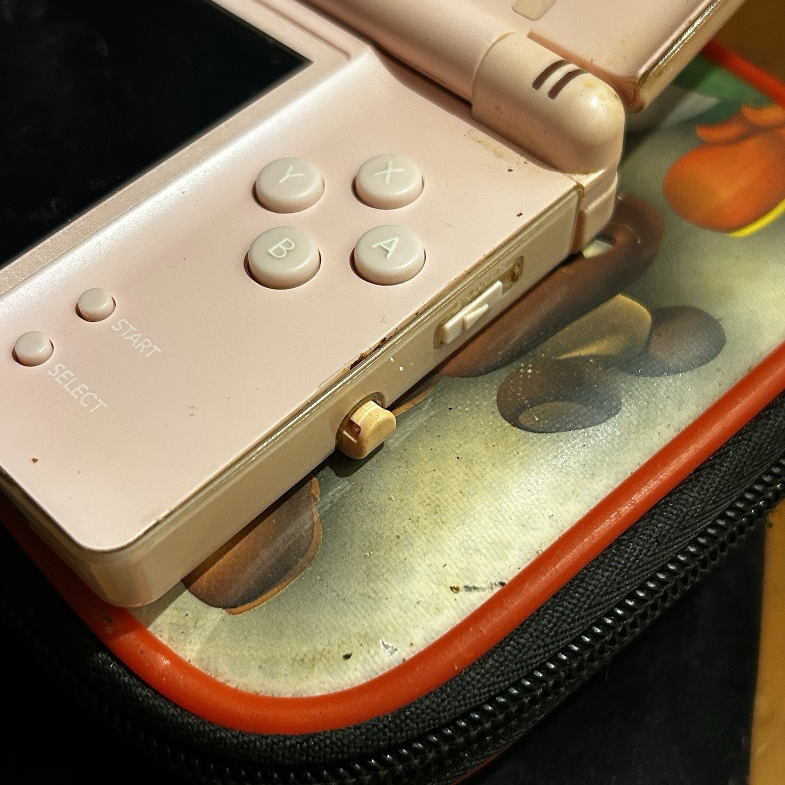 Nintendo DS Pink Handheld System. Working!! NO CHARGER!! Case & Game Included