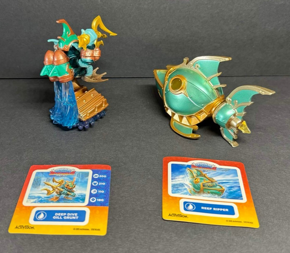Skylanders Superchargers Deep Dive Gill Grunt & Reef Ripper w/ Stickers