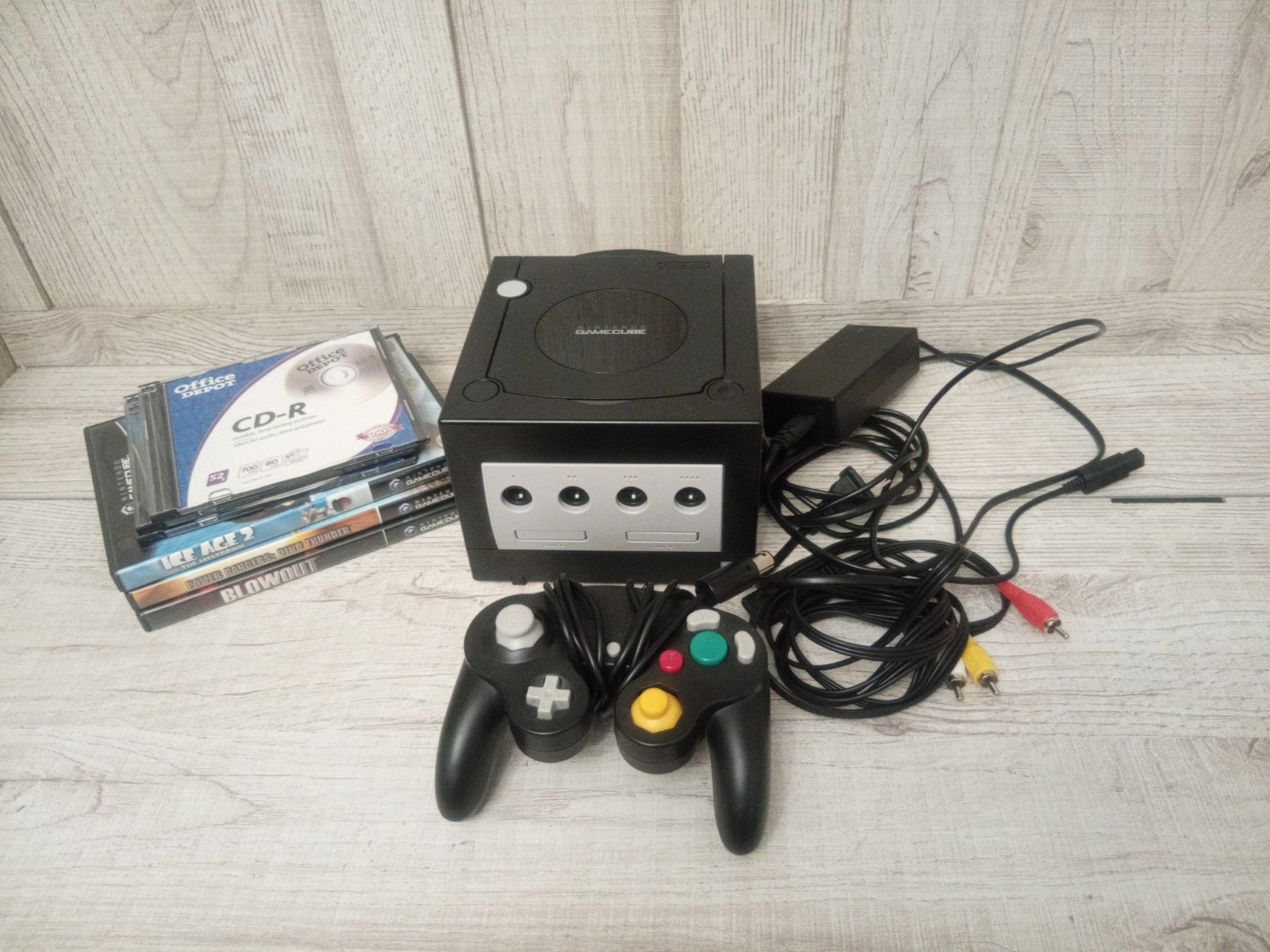 Nintendo Gamecube Console DOL-001 Tested Bundle 1 Controller 6 Games Power Cord
