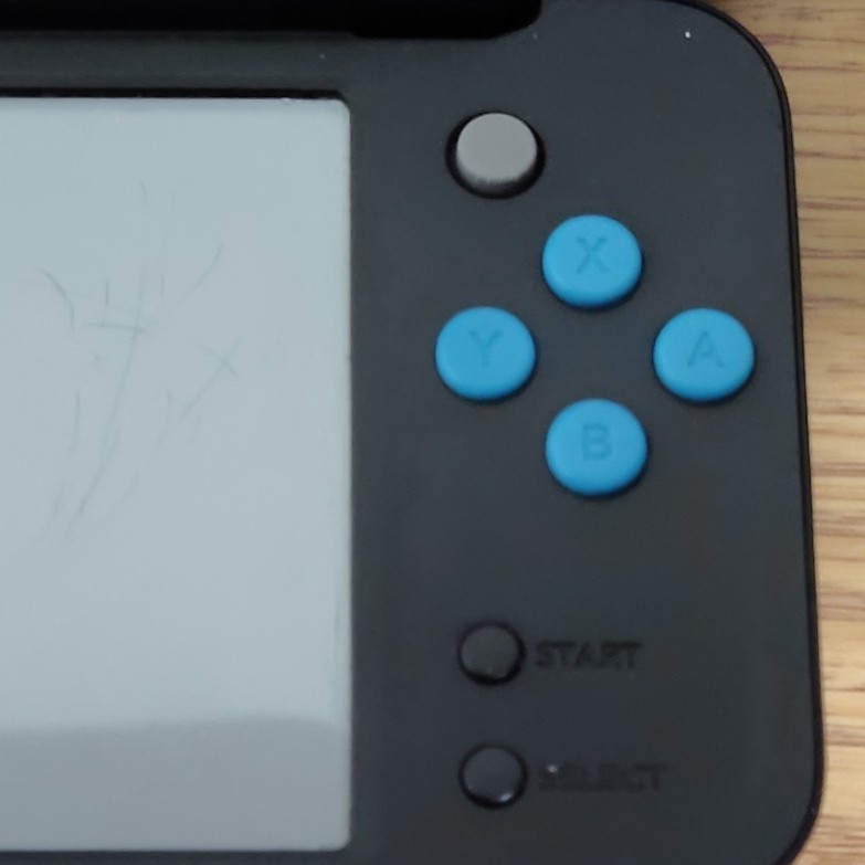 “New” Nintendo 2DS XL w/ 4GB microSD, Volume Slider Issues, Scuffed Touch Screen