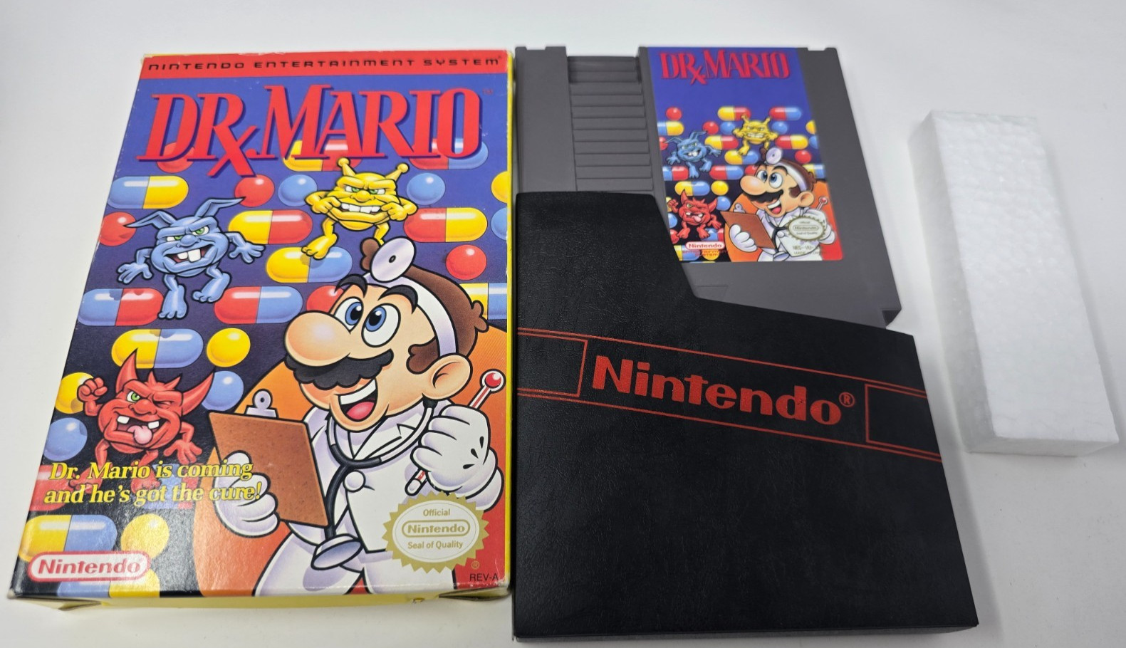 Dr. Mario (Nintendo NES, 1990) With Box Tested