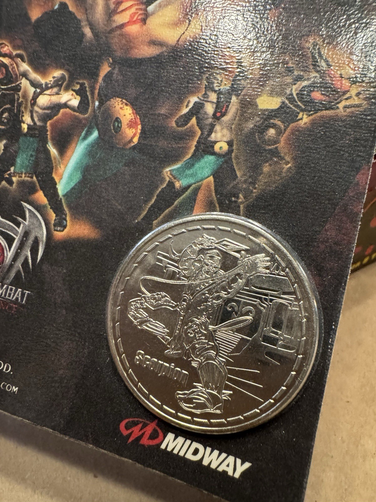 Mortal Kombat Collector’s Lot- Lunch Box, PC floppy, Kit, Cards, Coin, Buttons