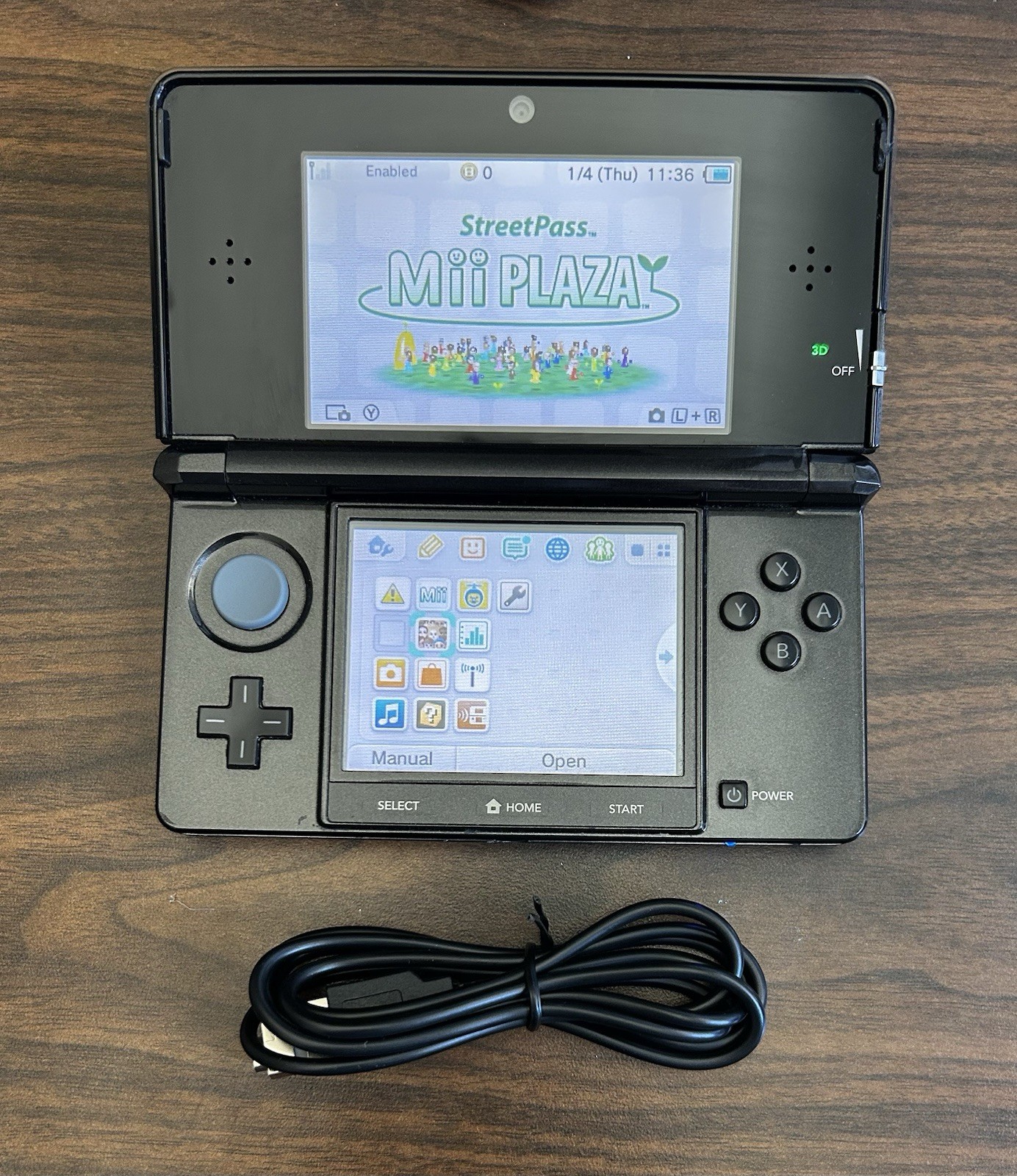 USA VERSION Nintendo 3DS Handheld System tested/working- black (A)