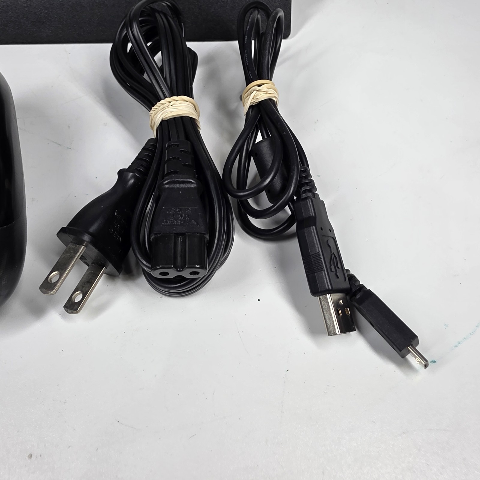 SONY PS4 CONSOLE MODEL CUH-1215A w Controller & Cables – Low Software 12.0 500gb