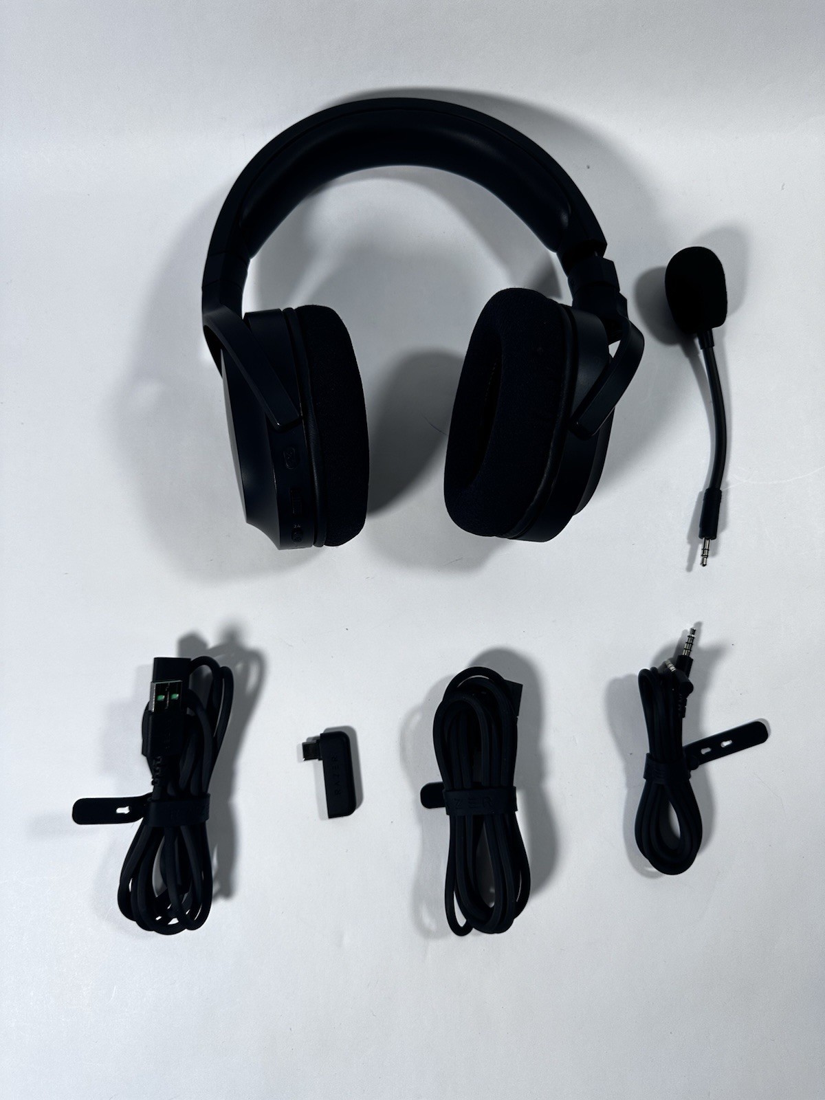 AV118 Razer Barracuda X Wireless Multi-Platform Gaming Headset-Good Condition