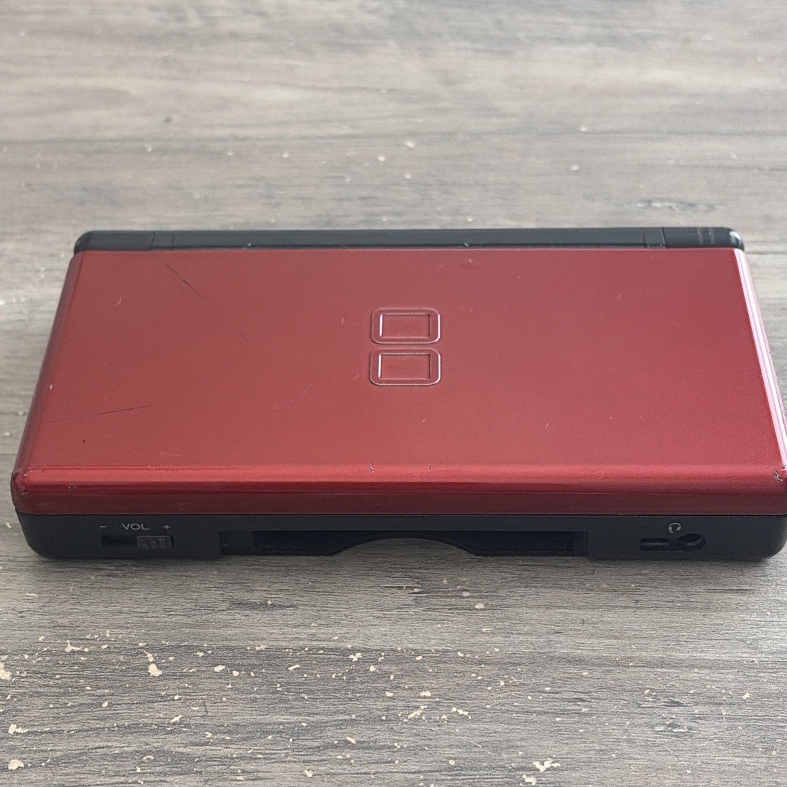 Nintendo DS Lite USG-001 Red/Black Handheld Console w/ Stylus, Charger