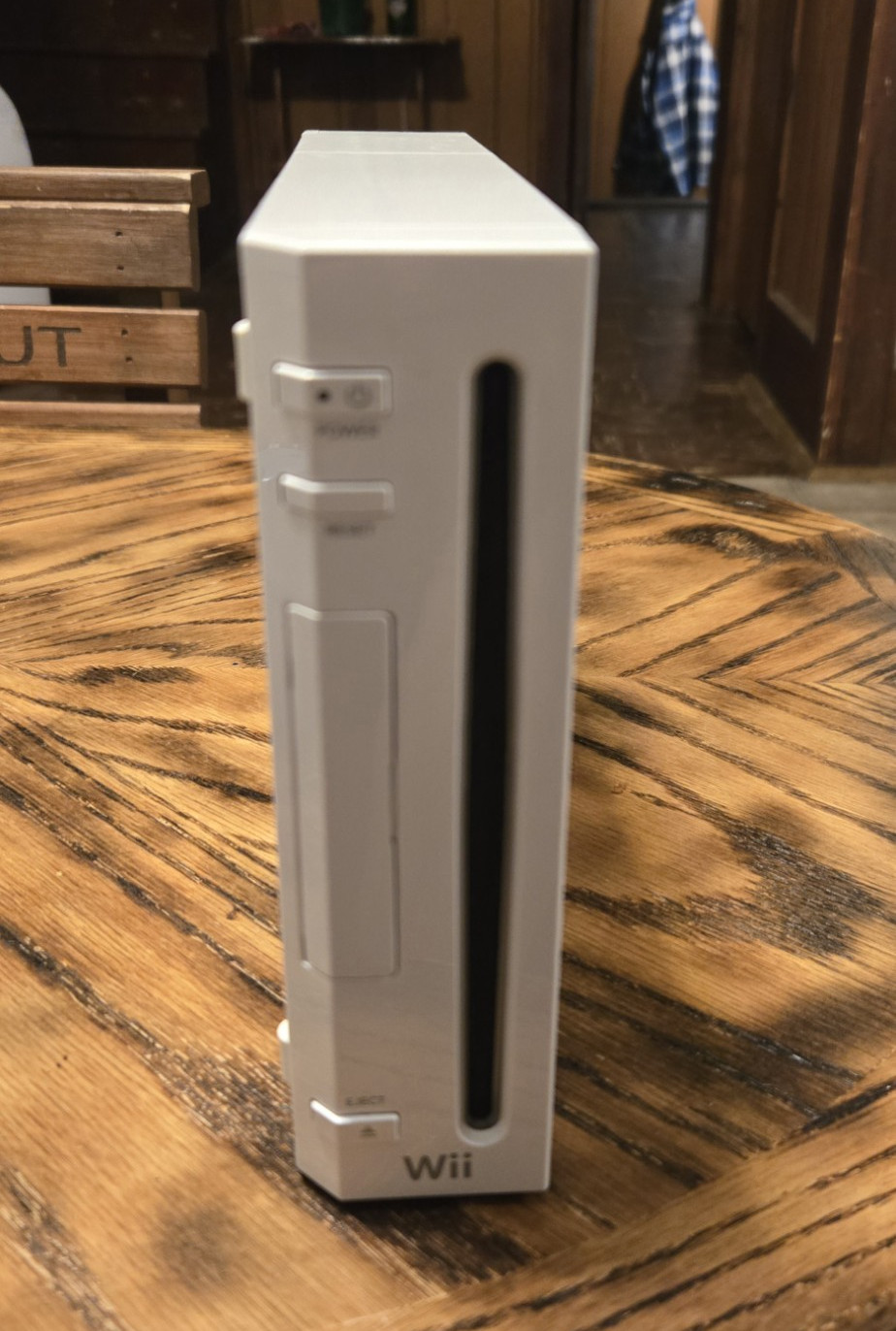 Nintendo Wii White Console RVL-001(USA) NTSC-U/C Backward Compatible 480p