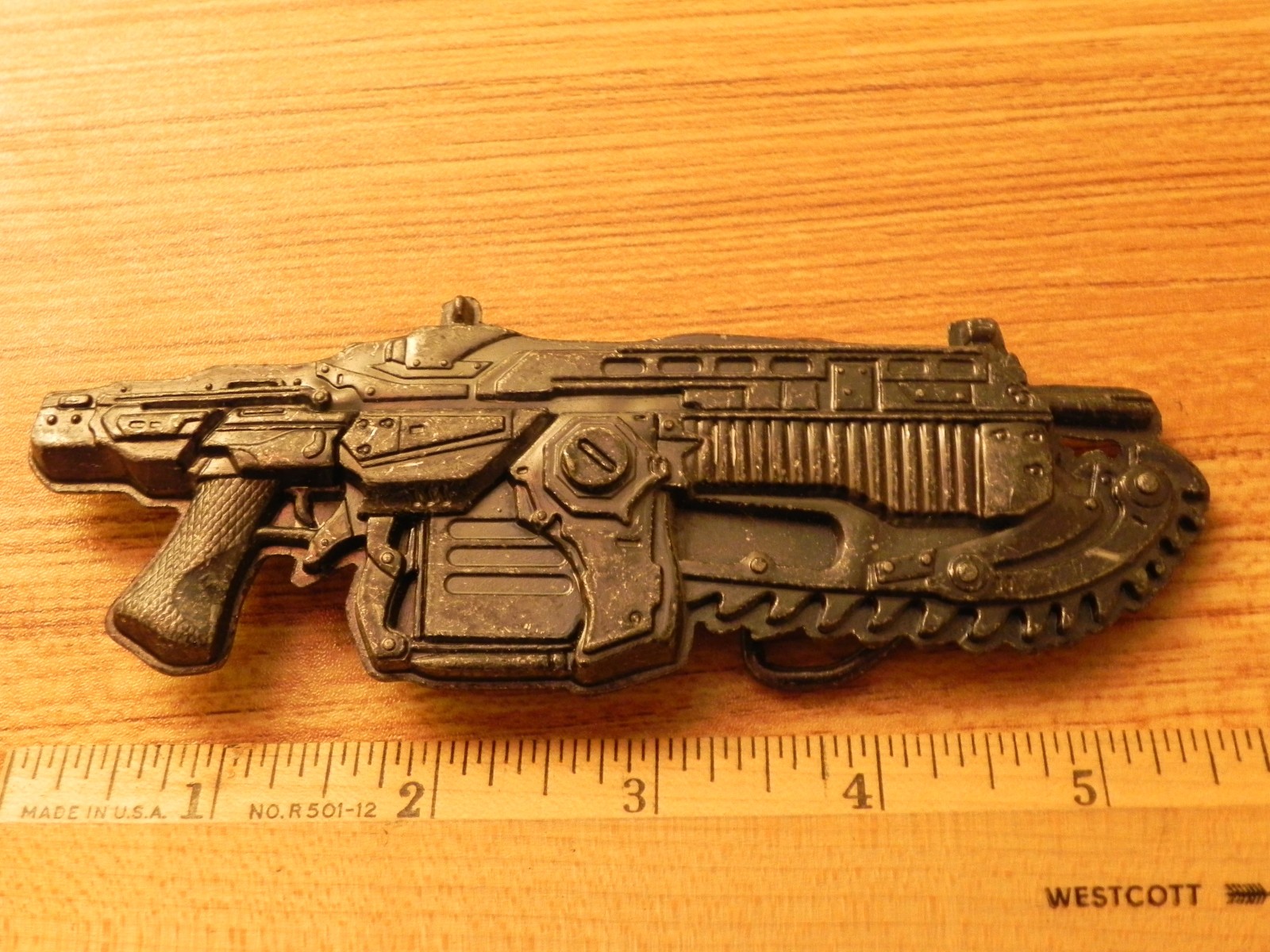 Gears of War Lancer Belt Buckle – Epic