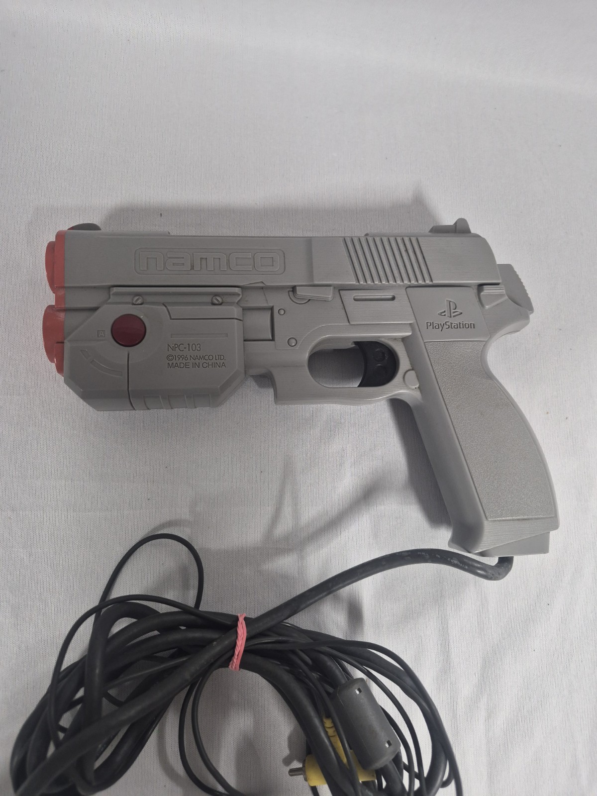 Namco NPC-103 PS1 PlayStation 1 Light Gun Wired Controller Gray/Red/Black