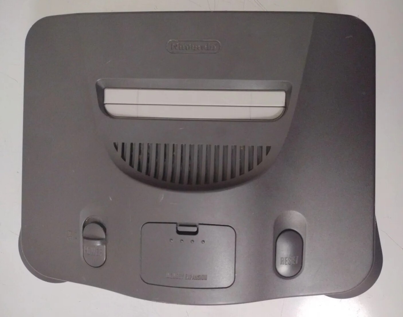 Nintendo 64 N64 NUS-001 console with 2 Controllers + Cables + Game + Memory Card
