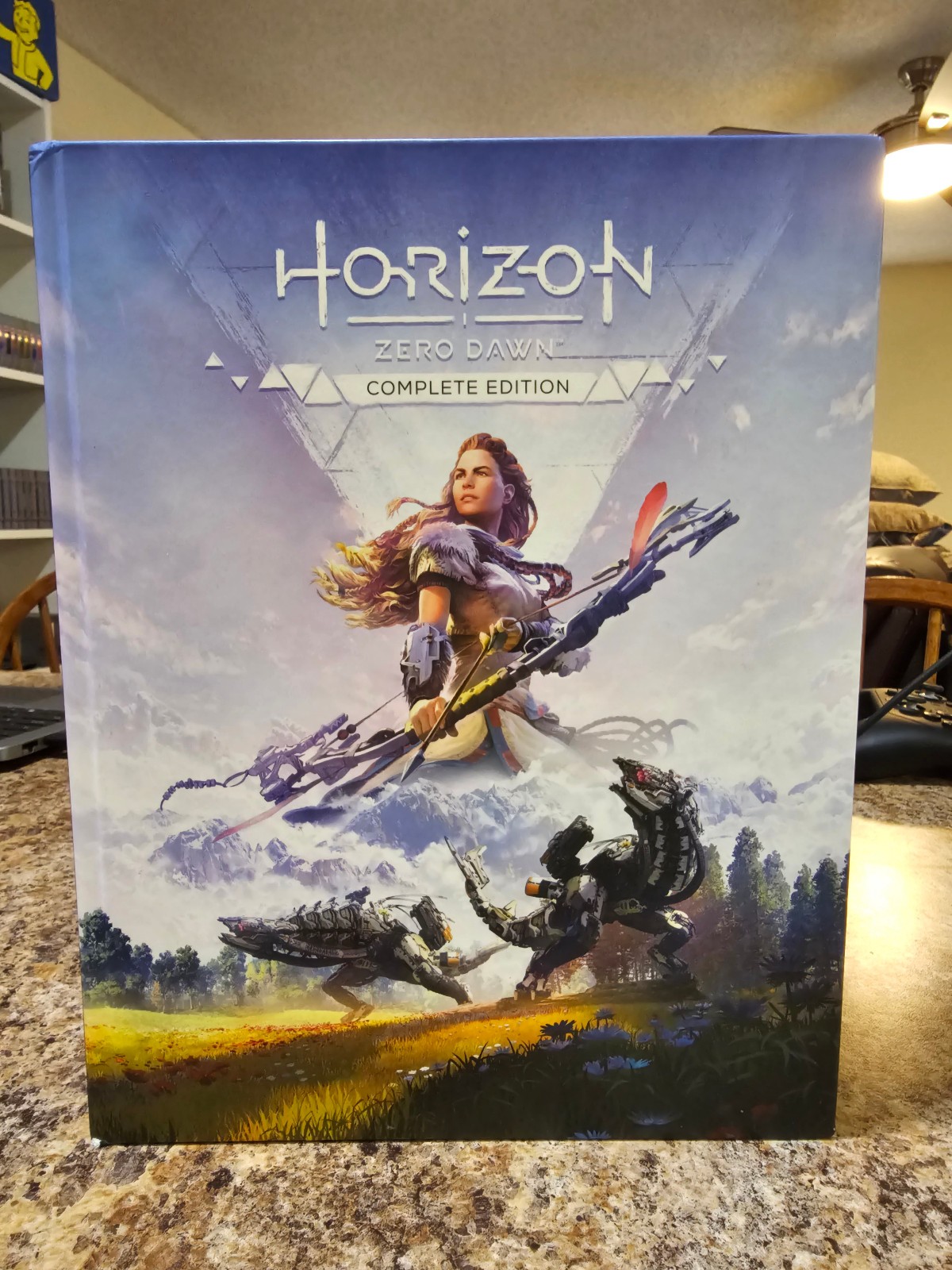 Horizon Zero Dawn Strategy Guide (Hardcover, 2020, Future Press) Aloy