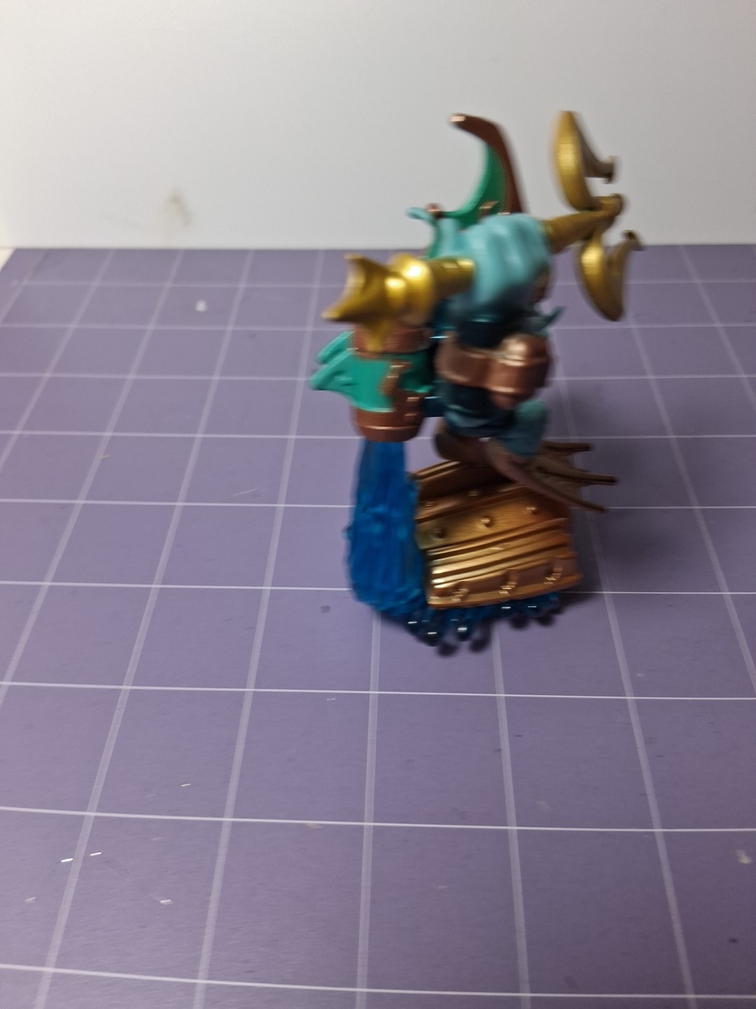 Activision Skylanders Deep Dive Gill Grunt Figure