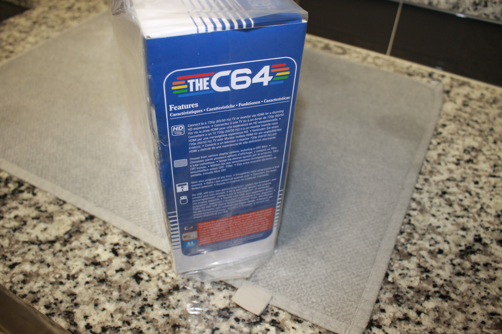 FACTORY SEALED The C64 MAXI RETRO MICRO Computer CONSOLE Commodore 64 & Joystick