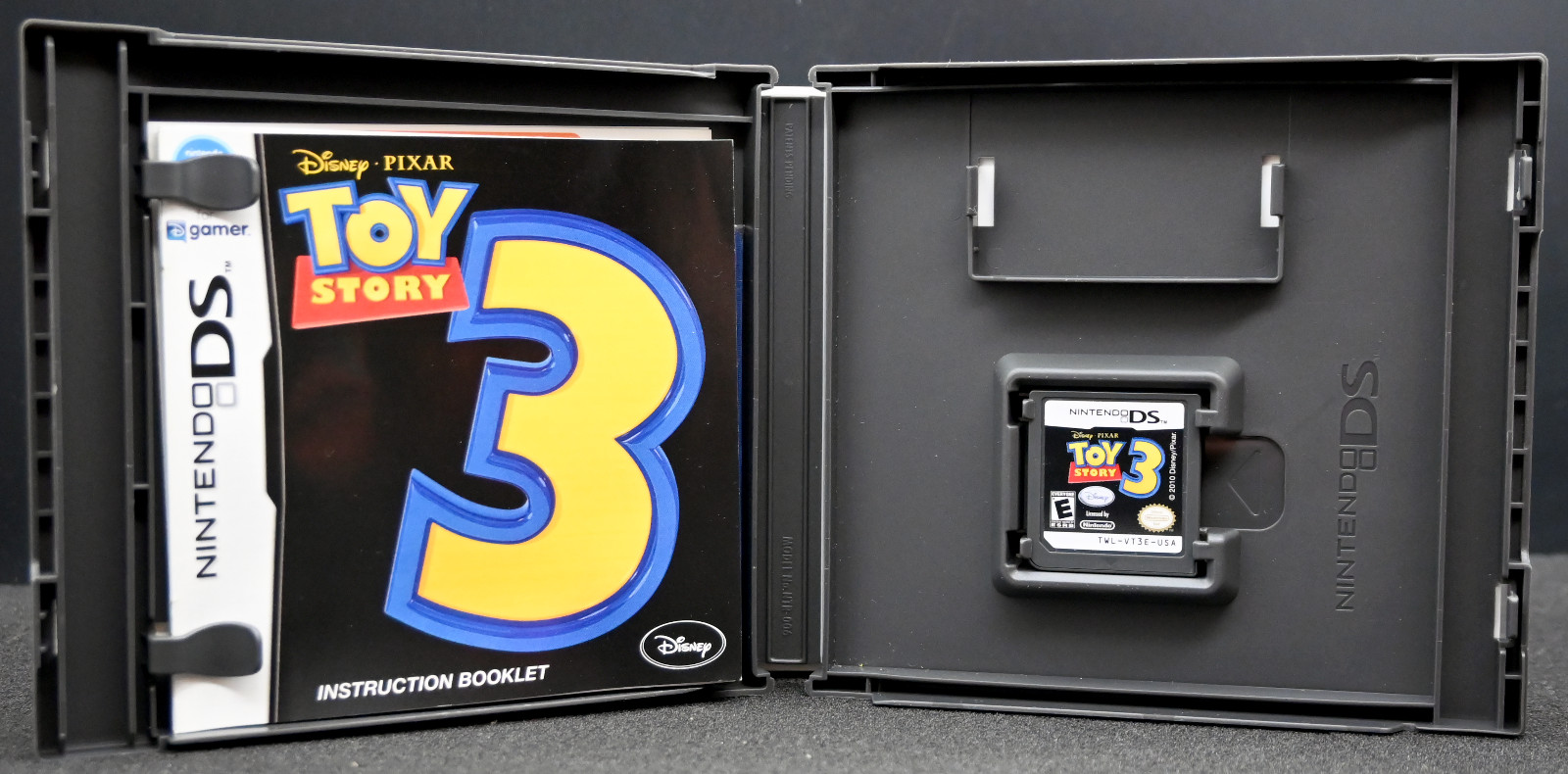 Nintendo DS Toy Story 3 (2010) – Toys “R” Us Exclusive w/ Card – TESTED