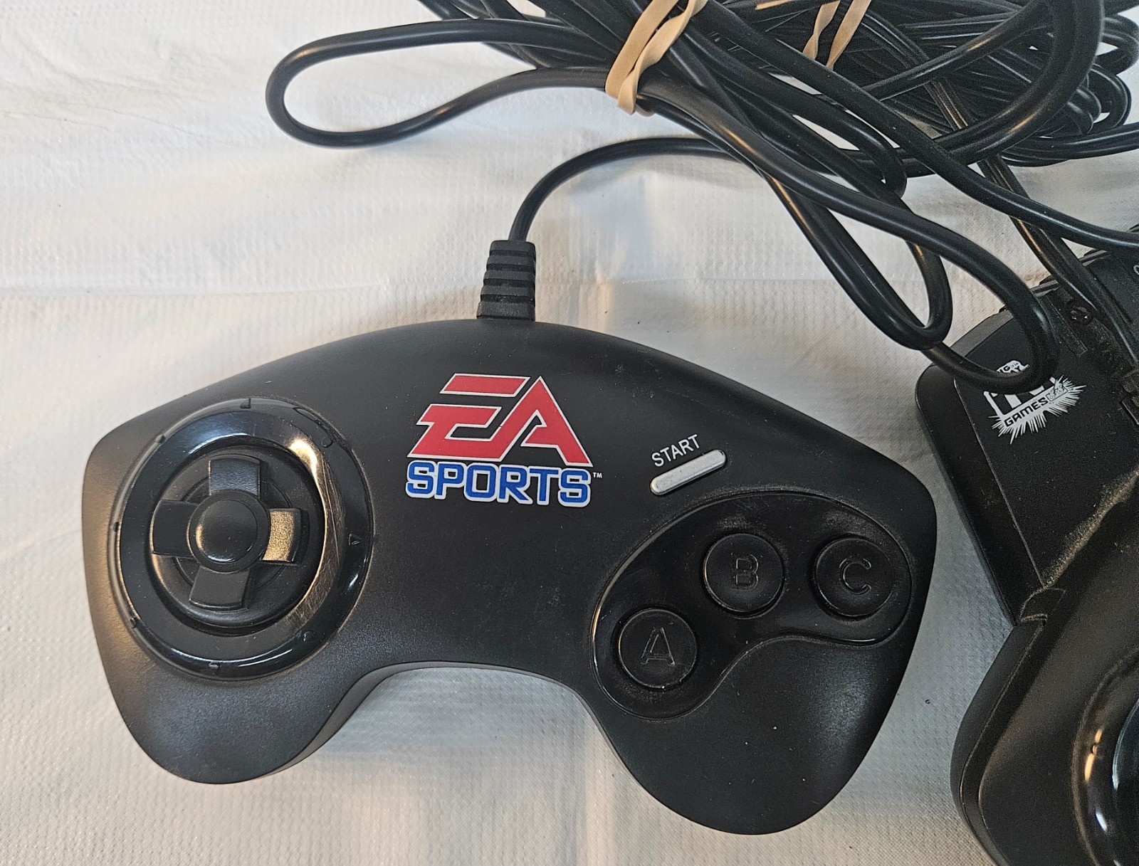 2004 Jakks Pacific EA Sports John Madden NFL & NHL Plug & Play TV Game 2 Player