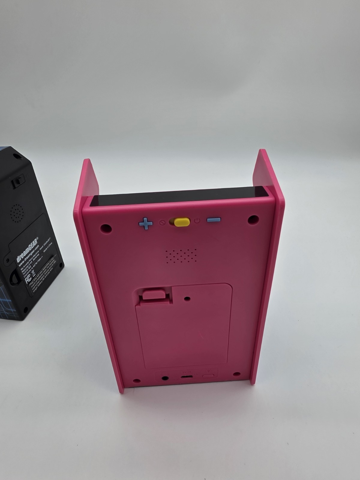 My Arcade MS. PAC-MAN Micro Player Retro Arcade And Dream Gear 200 Games