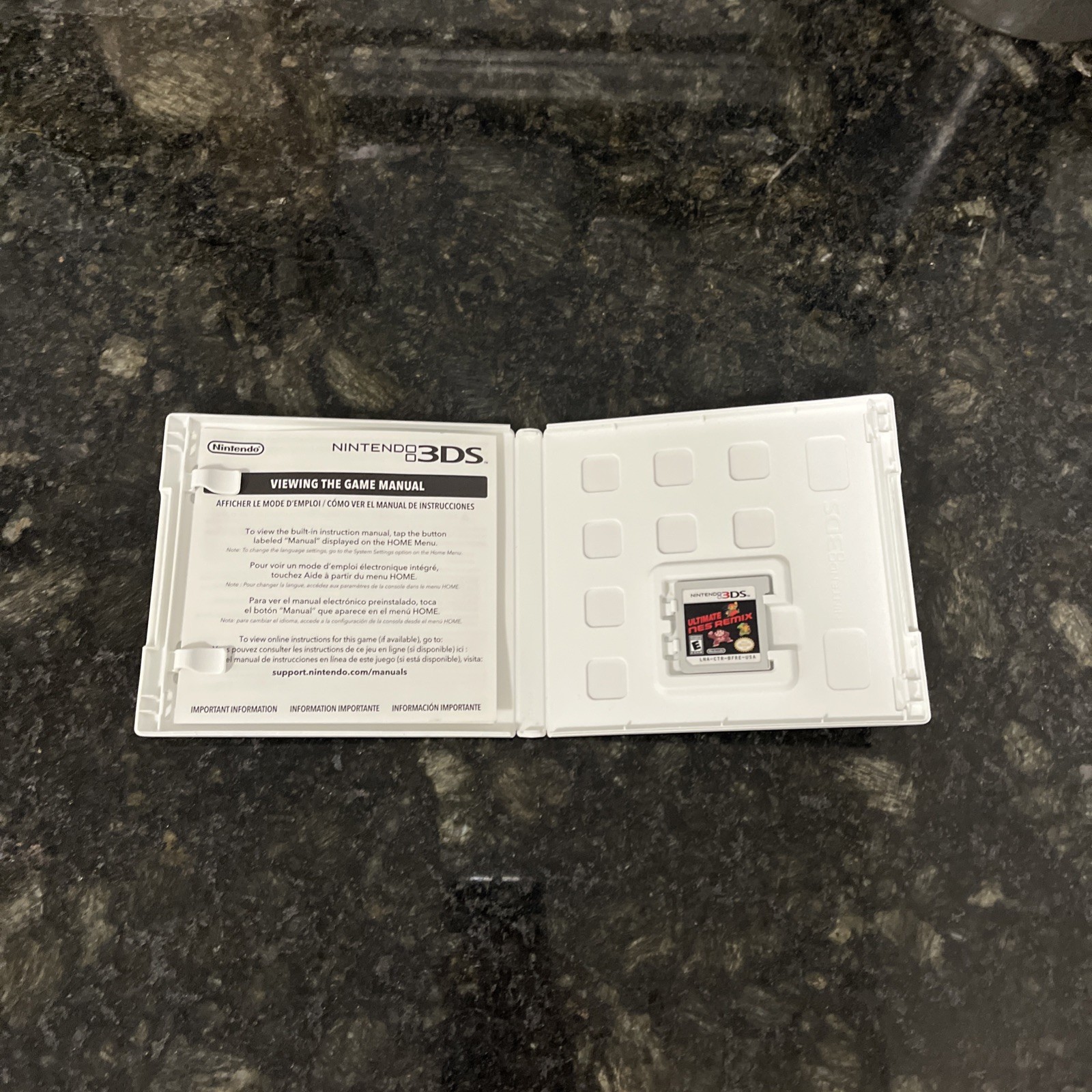 Ultimate NES Remix Nintendo 3DS Complete – AUTHENTIC – Tested – Working