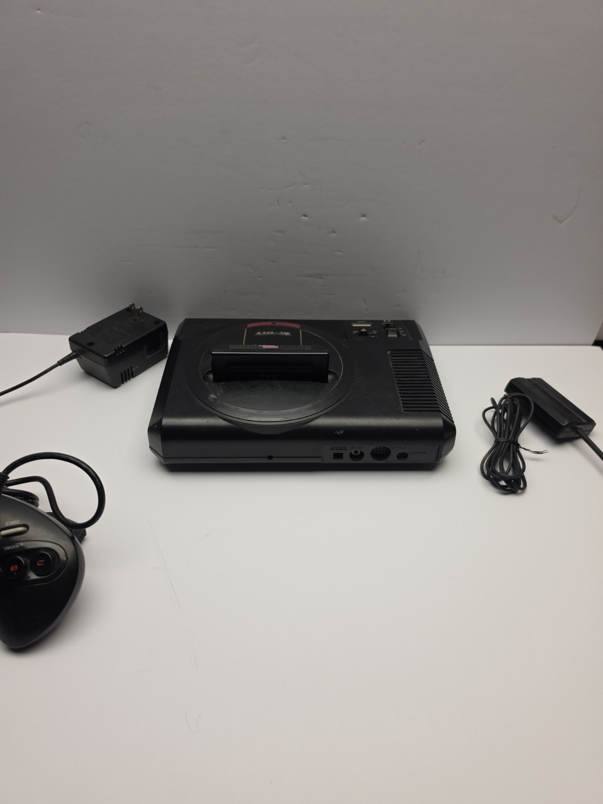 Sega Genesis Model 1 16 Bit 1601 Console Controller Power AV Sonic 2 Bundle