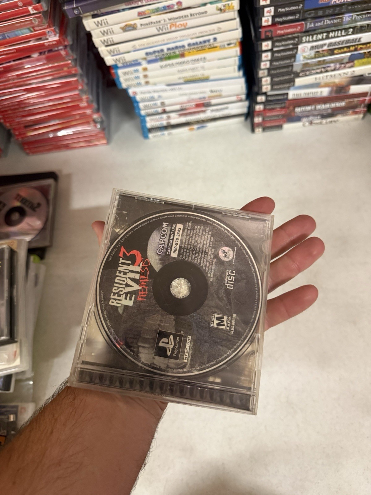 Resident Evil 3: Nemesis (PlayStation 1, 1999) PS1 Disc Only W/ Back Case Tested