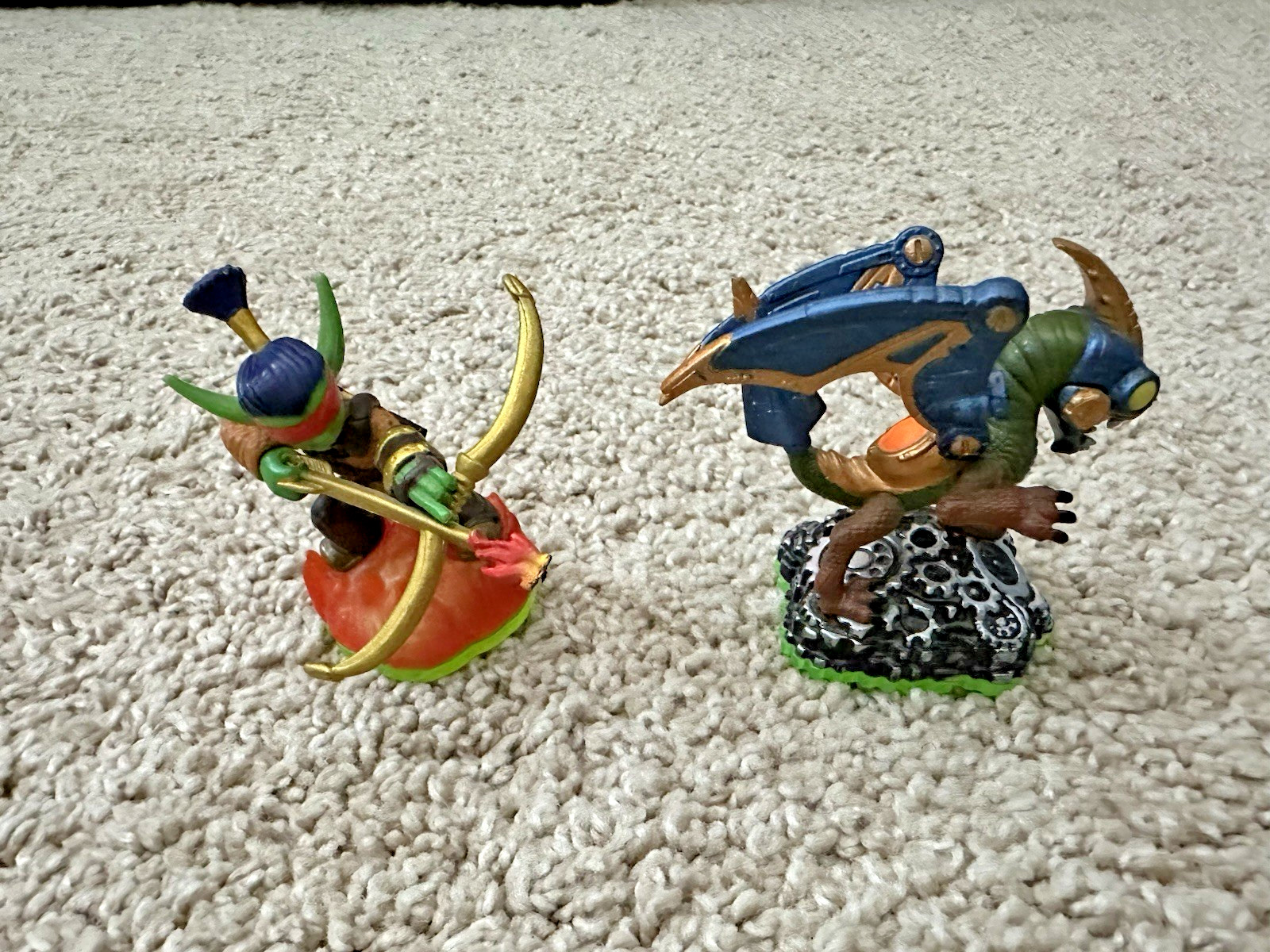 Skylanders: Spyro’s Adventure/Giants Figures(set of 13) w/ Portal of Power + USB