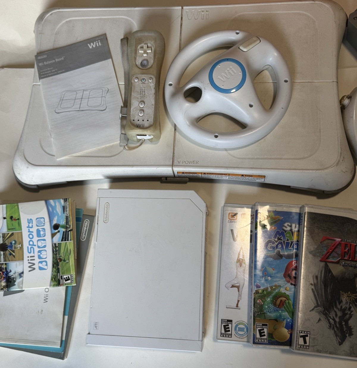 Nintendo Wii Console Bundle Working Tested w/ 2 Remotes Wii Sports Resort WiiFit