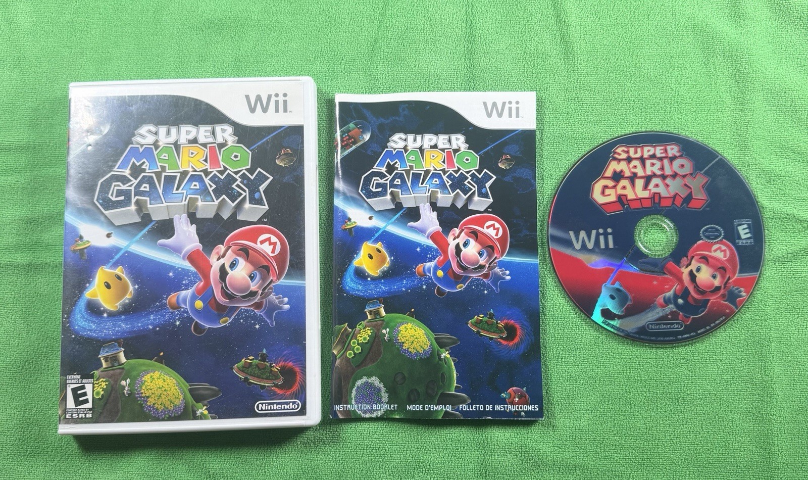 Super Mario Galaxy (Nintendo Wii, 2007) Used Complete