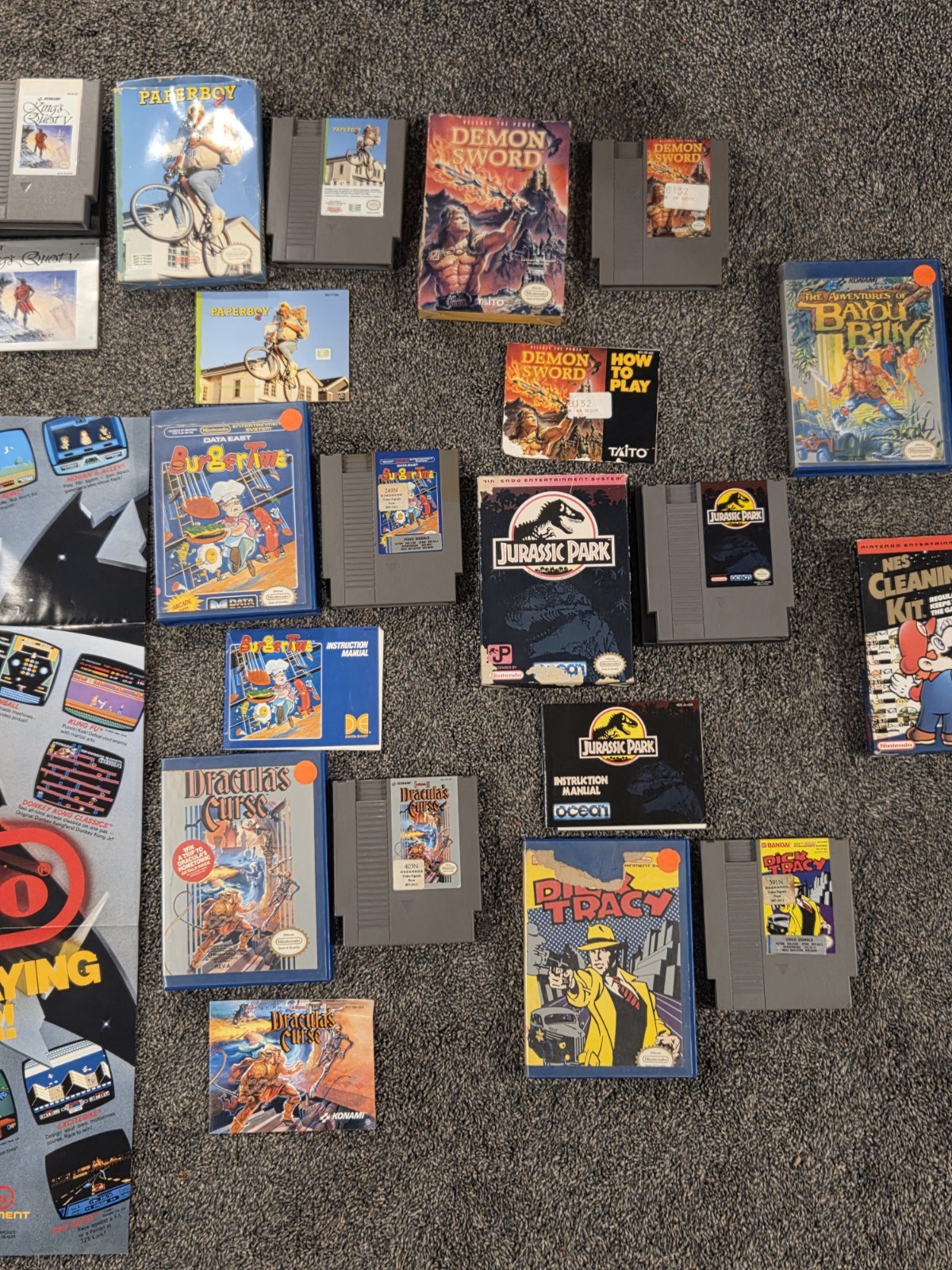 NES Nintendo Bulk Lot 1 Console 21 Games +4 Remotes + Zapper + Posters + Manual