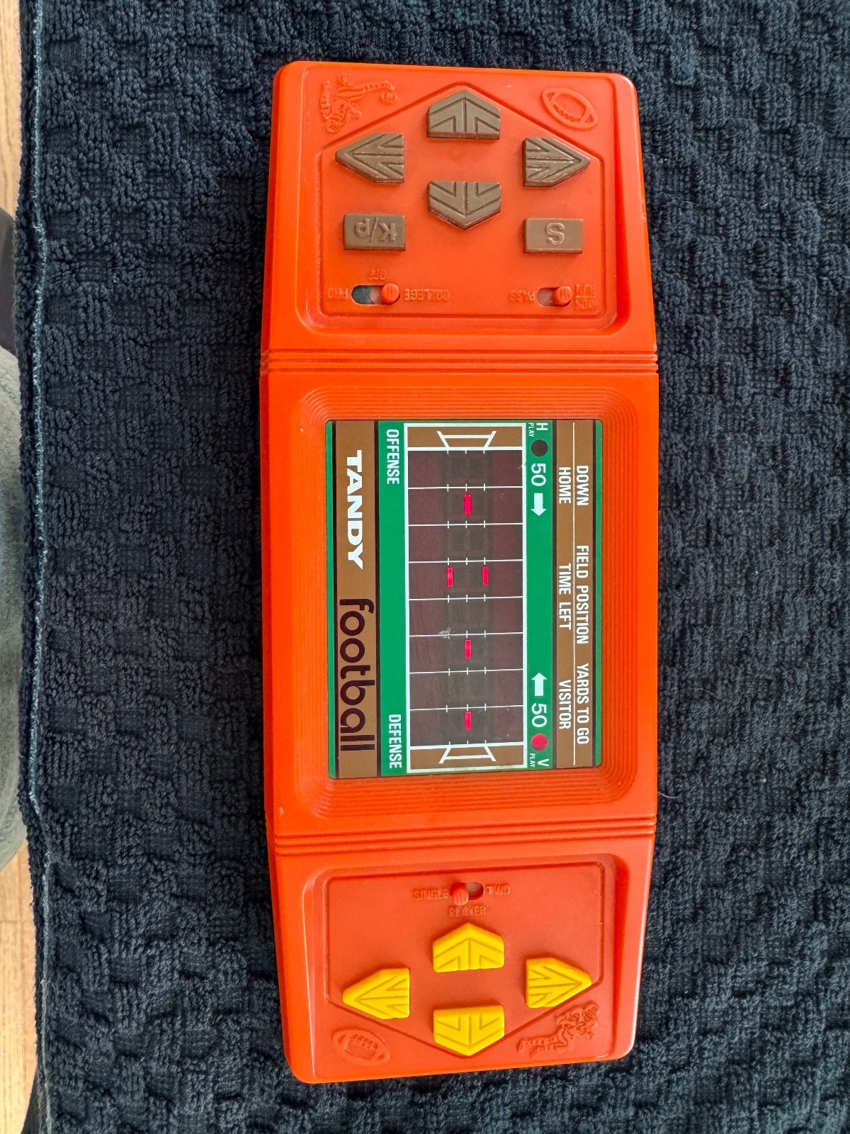 VINTAGE TANDY 2 Player FOOTBALL Handheld Electronic Game No. 602156 TESTED WORKS