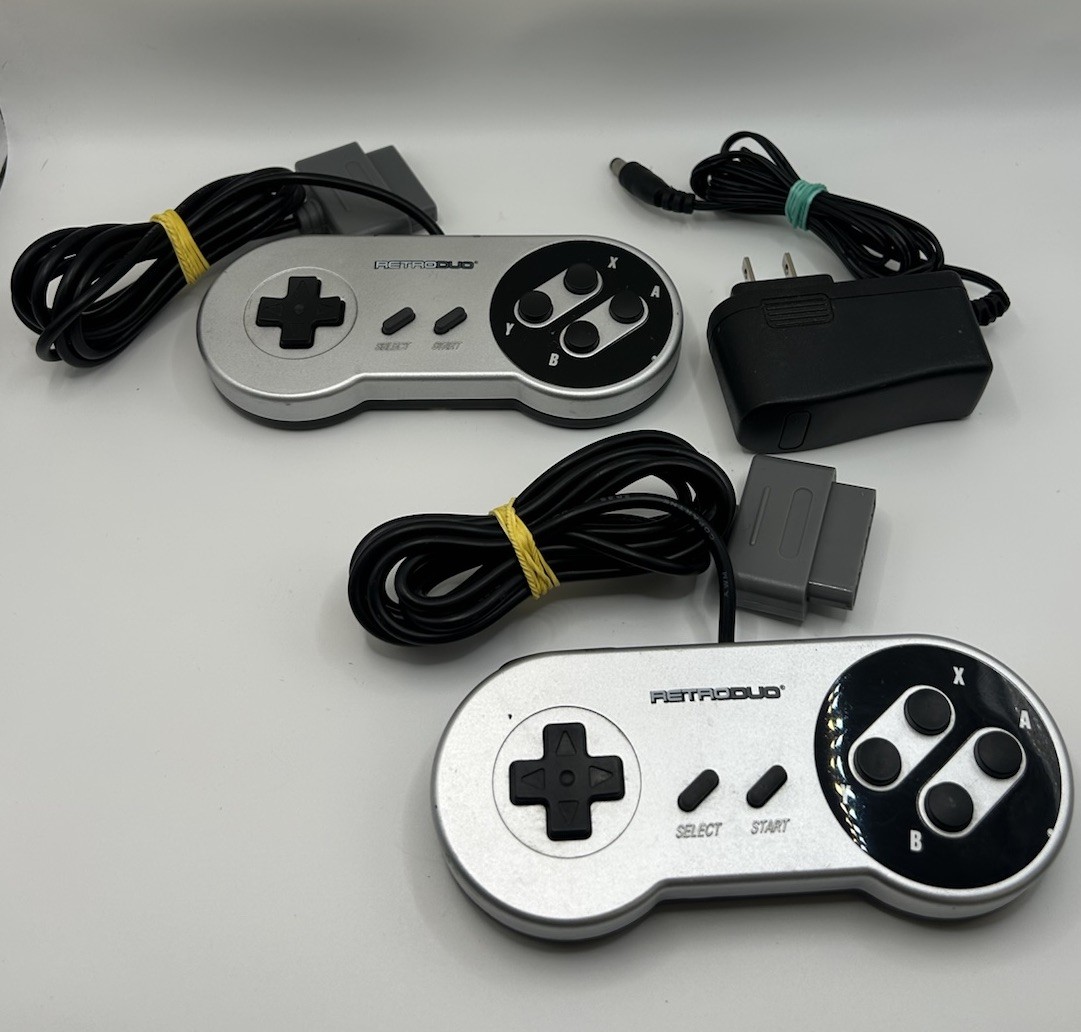 Retro-Bit RetroDuo NES/SNES Console Controllers AV Power Adapter (2014)