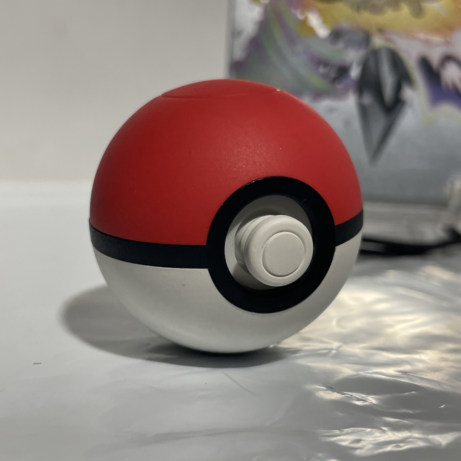 Let’s Go Pikachu (Nintendo Switch, 2018) Steelbook Edition & Pokeball Controller