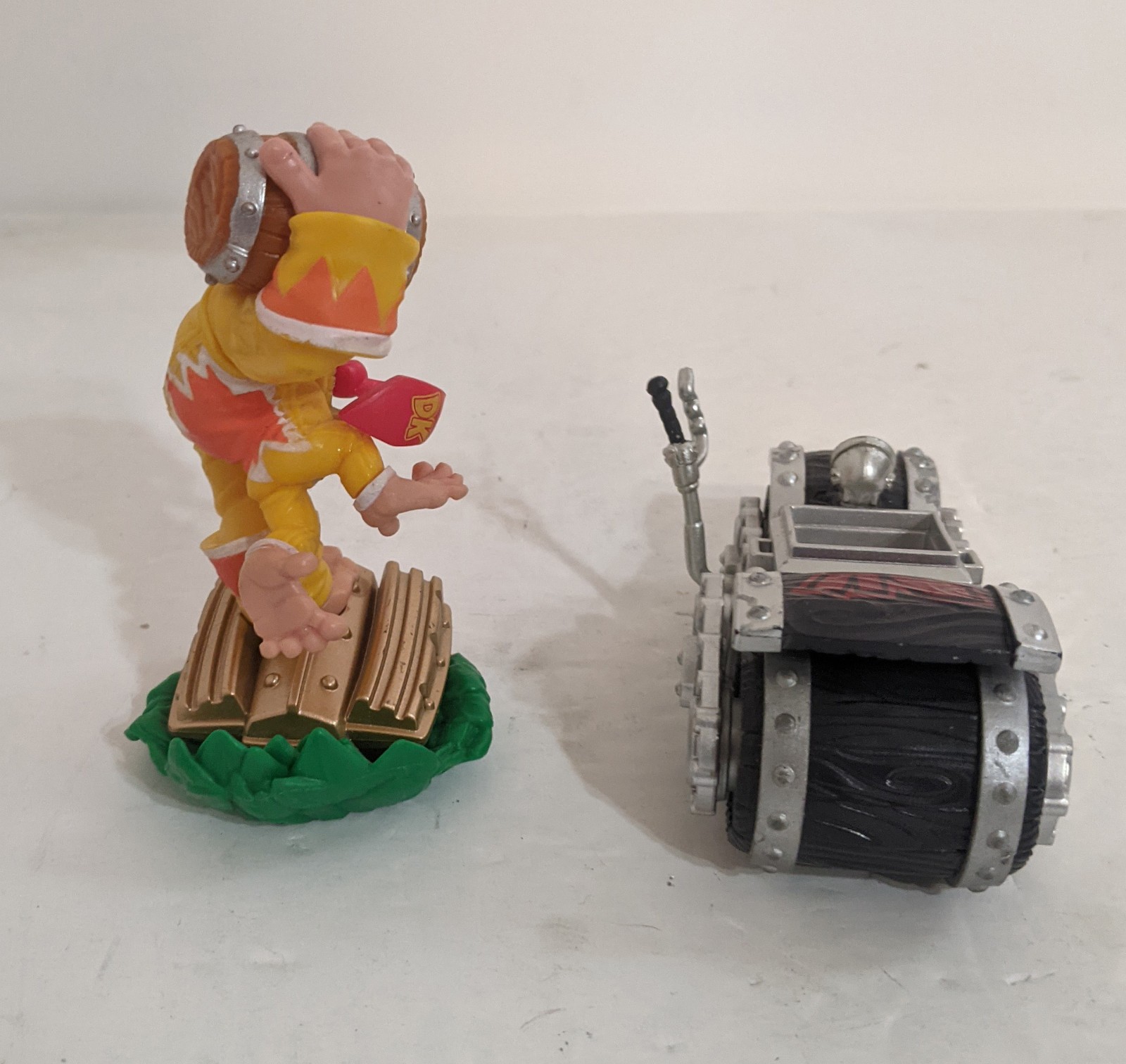 Skylanders Superchargers Donkey Kong Amiibo & Dark Barrel Blaster Wii U & Switch