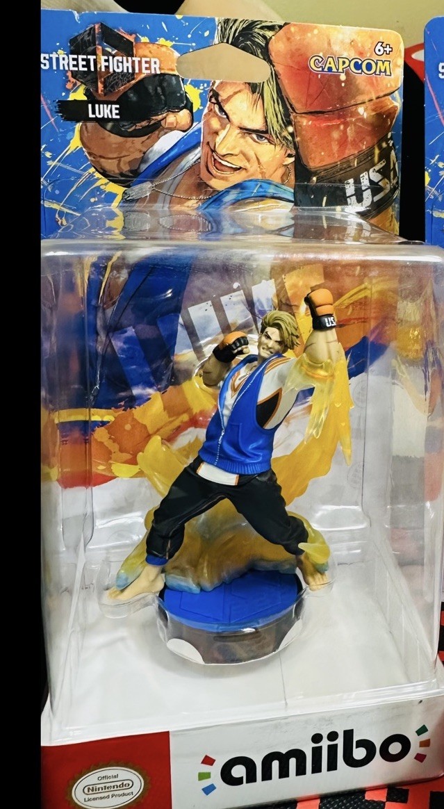 Nintendo Amllbo: Street Fighter 6 Luke Figure Capcom Free Shipping New