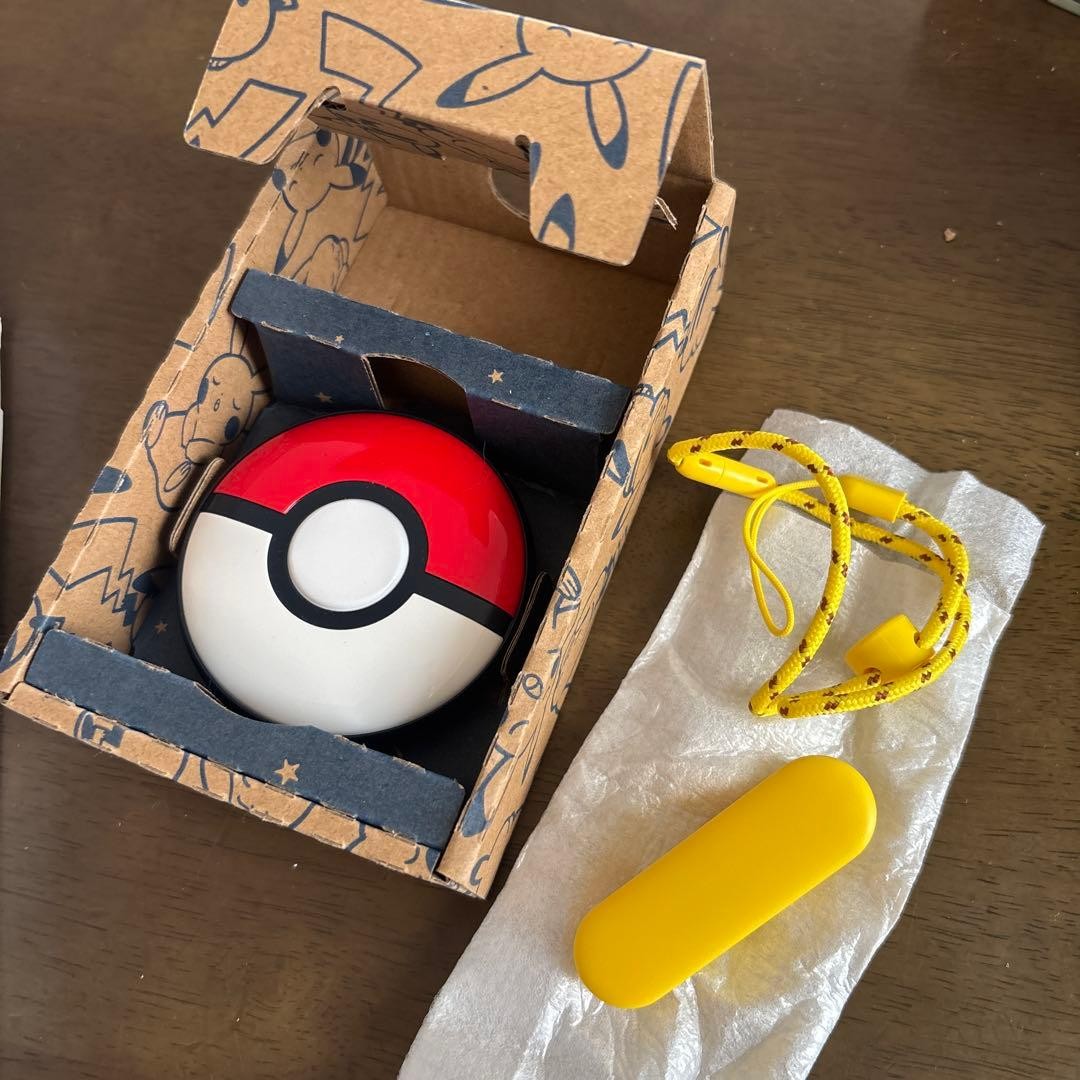 Pokmon GO Plus + main body