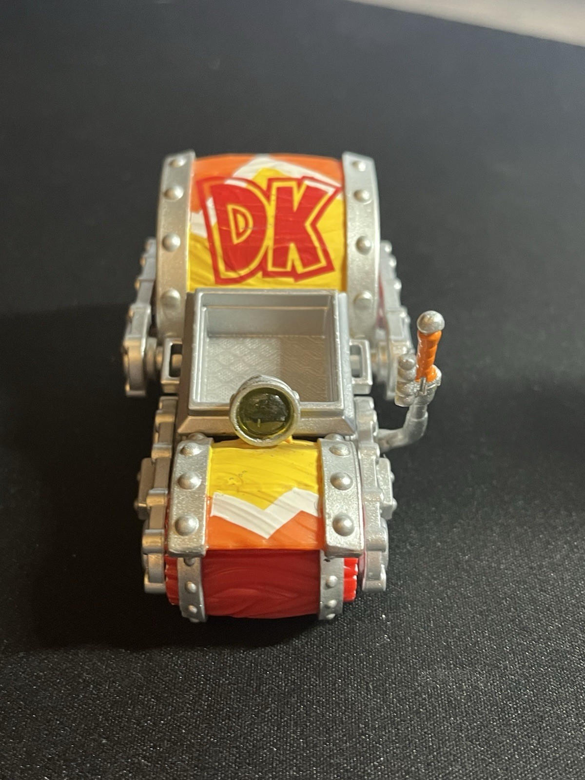 Skylanders Superchargers Turbo Charge Donkey Kong Amiibo and Barrel Blaster
