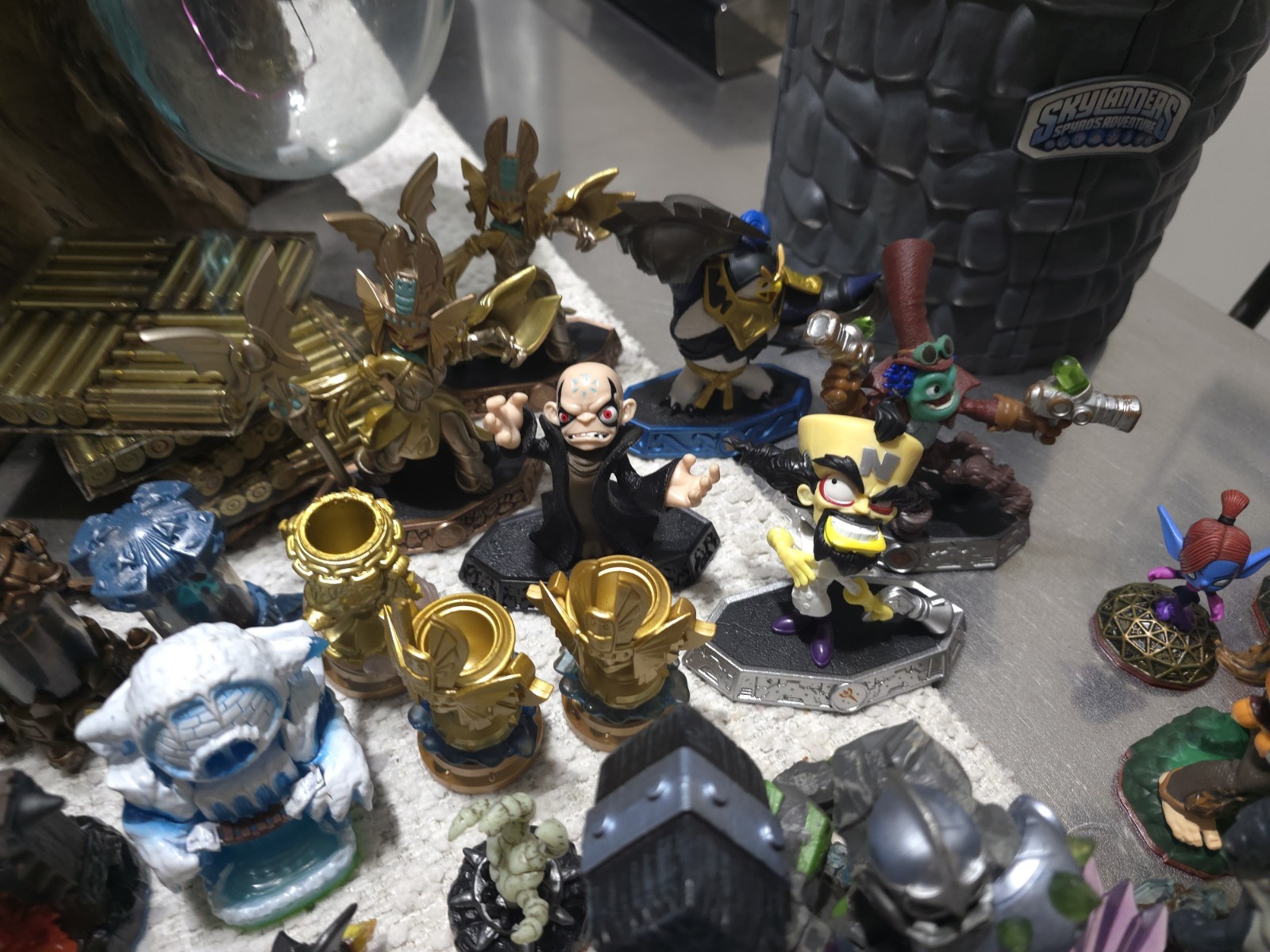HUGE Skylanders Lot 100+ Figures WORKING GREAT NO RETURNS ACCEPTED