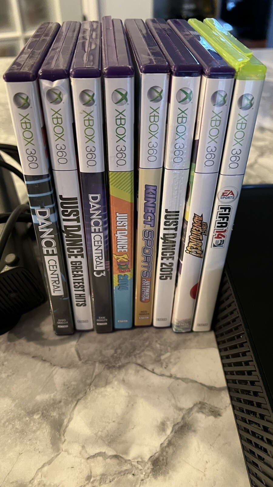 XBOX 360 E Model 1538 Bundle