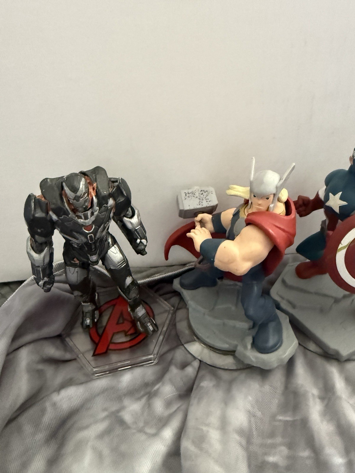 4″ Disney Infinity 2.0 Character Figure: Captain Amarica| Marvel Thor Hulk Lot