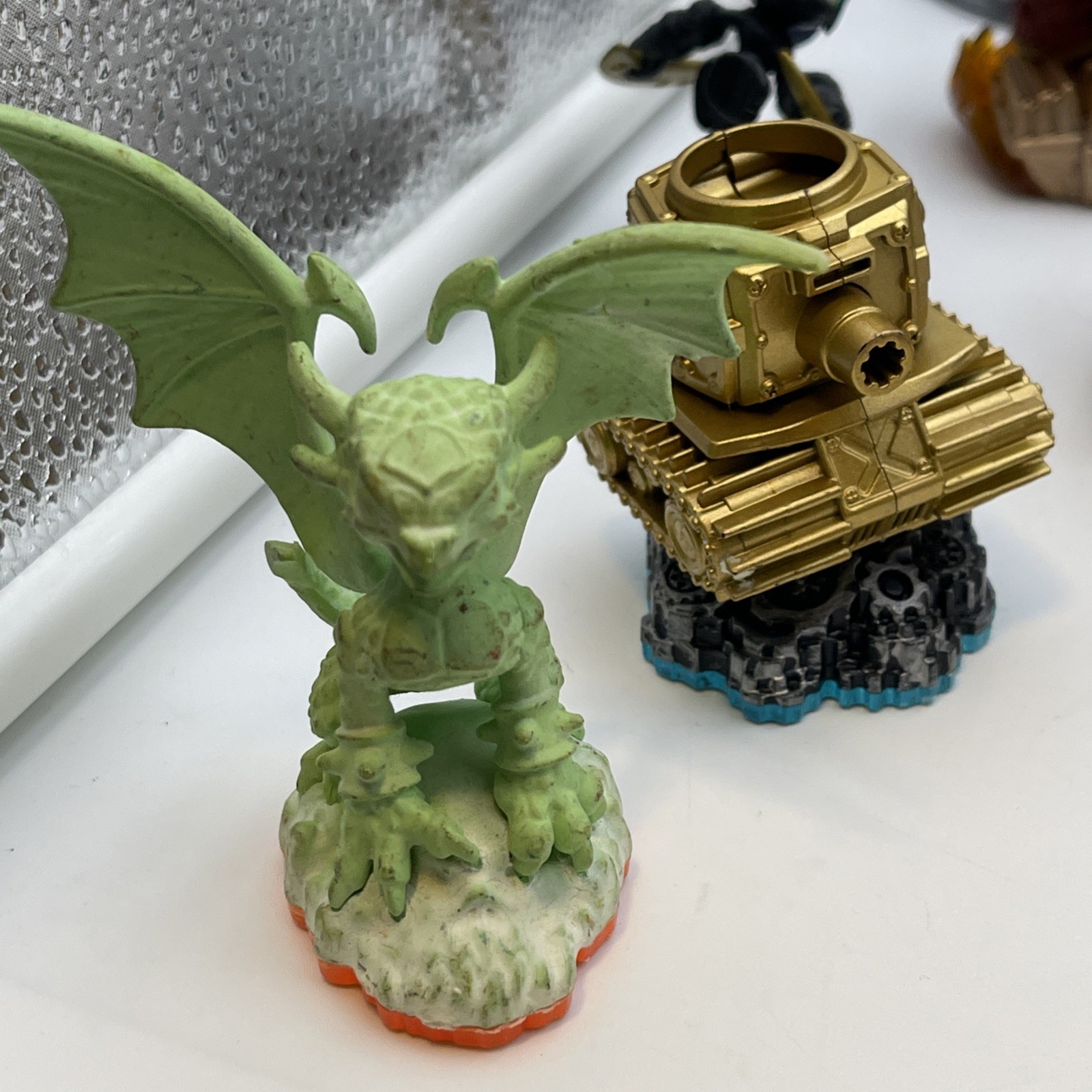 Skylanders Mixed Lot of 45 Figures Spyro, Giants, Vehicles, Some Damaged